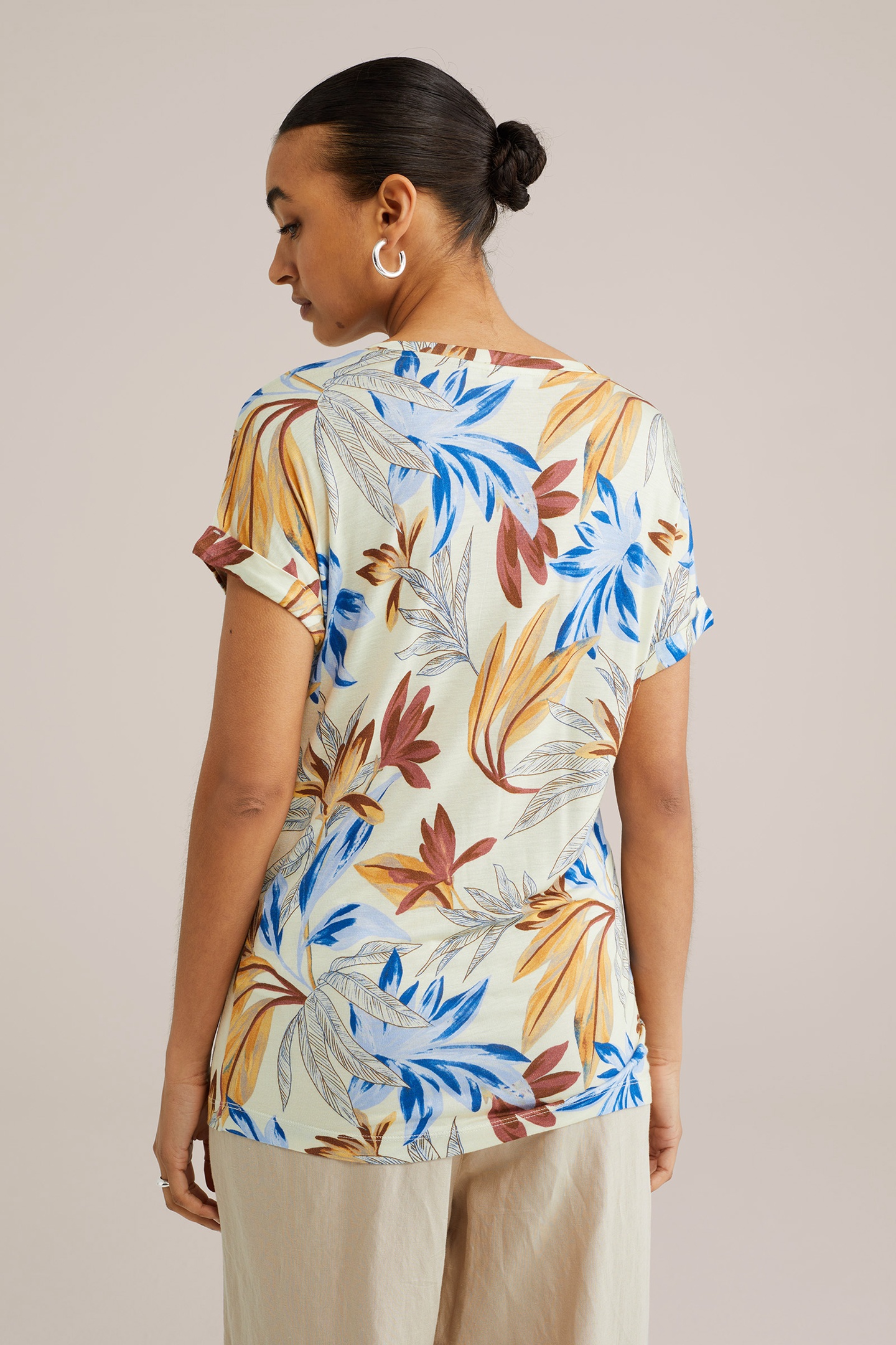 T-SHIRT LIGHT YELLOW 8