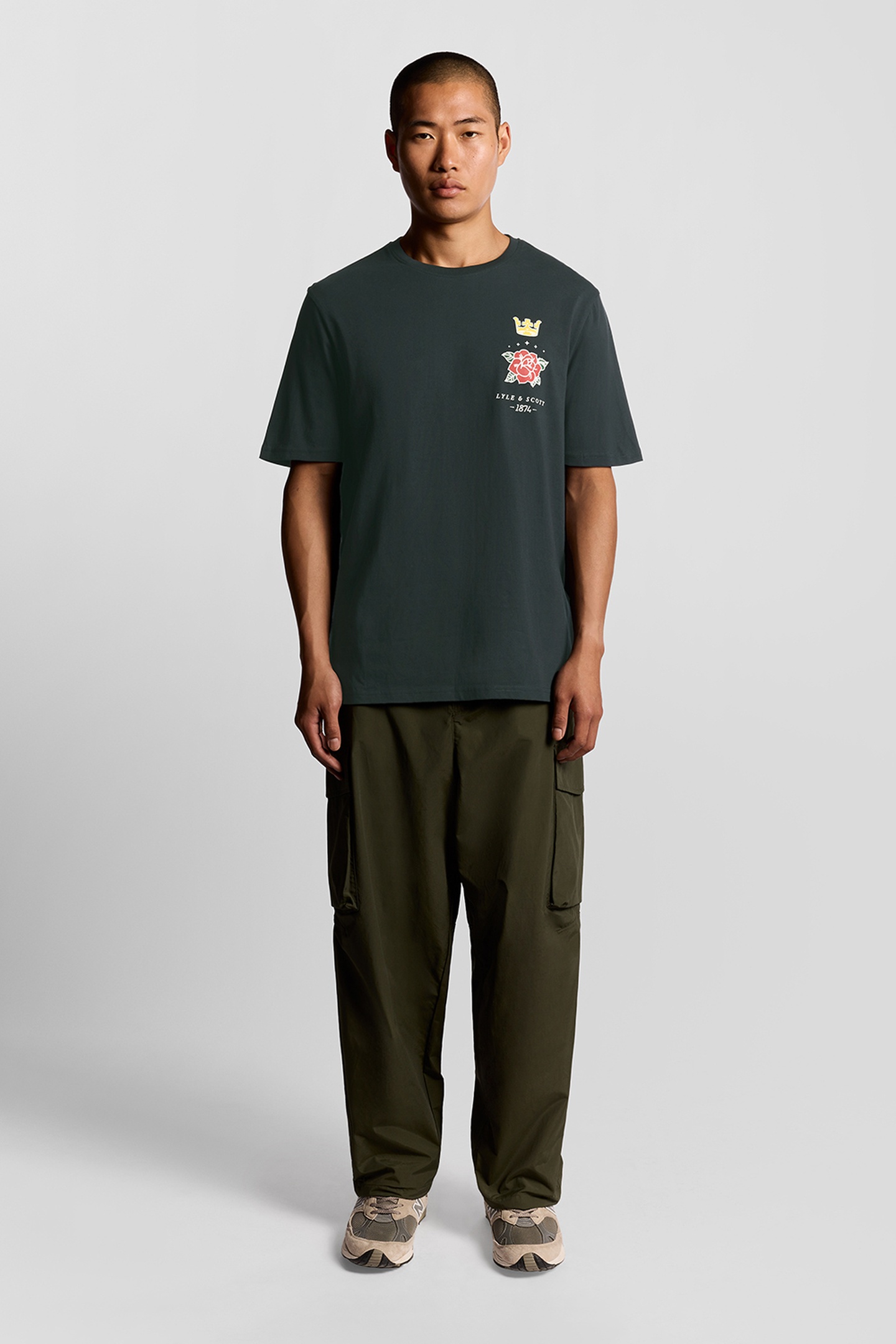 ROSE AND CROWN GRAPHIC T-SHIRT DARK NAVY 1