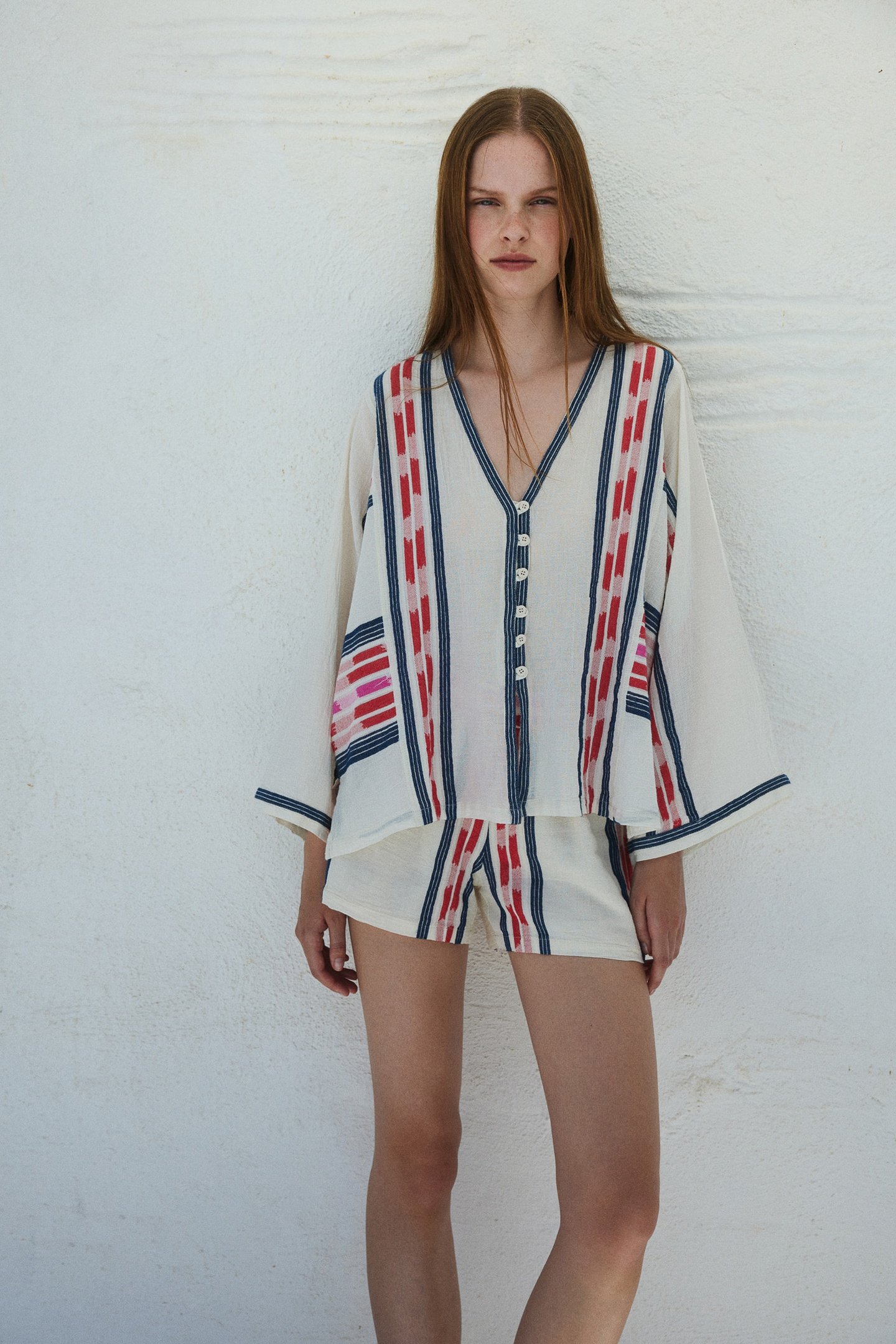 OUTOPIA SHORTS JACQUARD NAVY RED 1