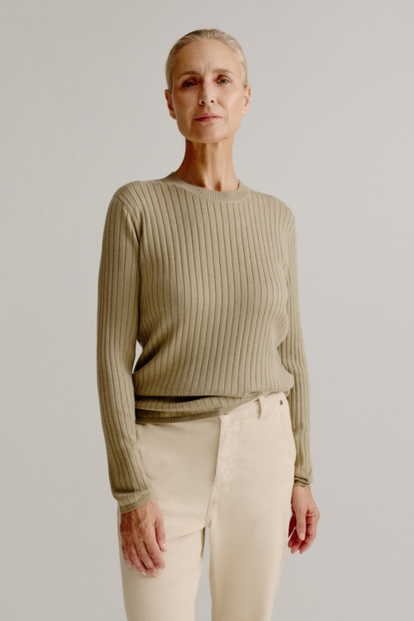 LILI SWEATER LIGHT KHAKI 2