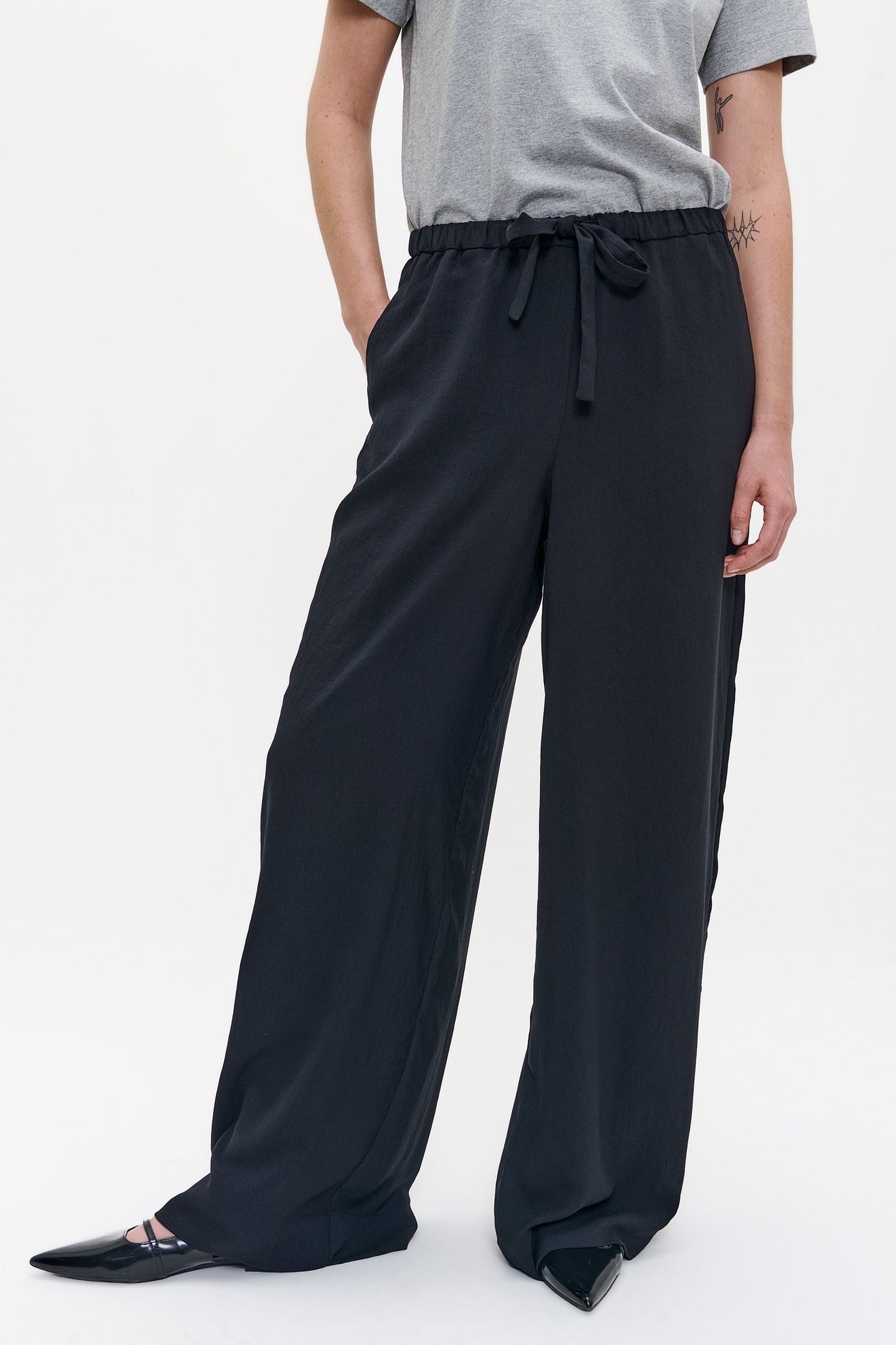 FLUID FLINT-2 PANTS BLACK 1