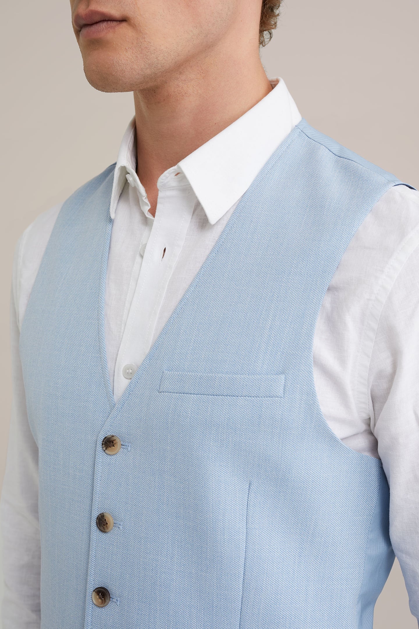 WAISTCOAT LIGHT BLUE 10