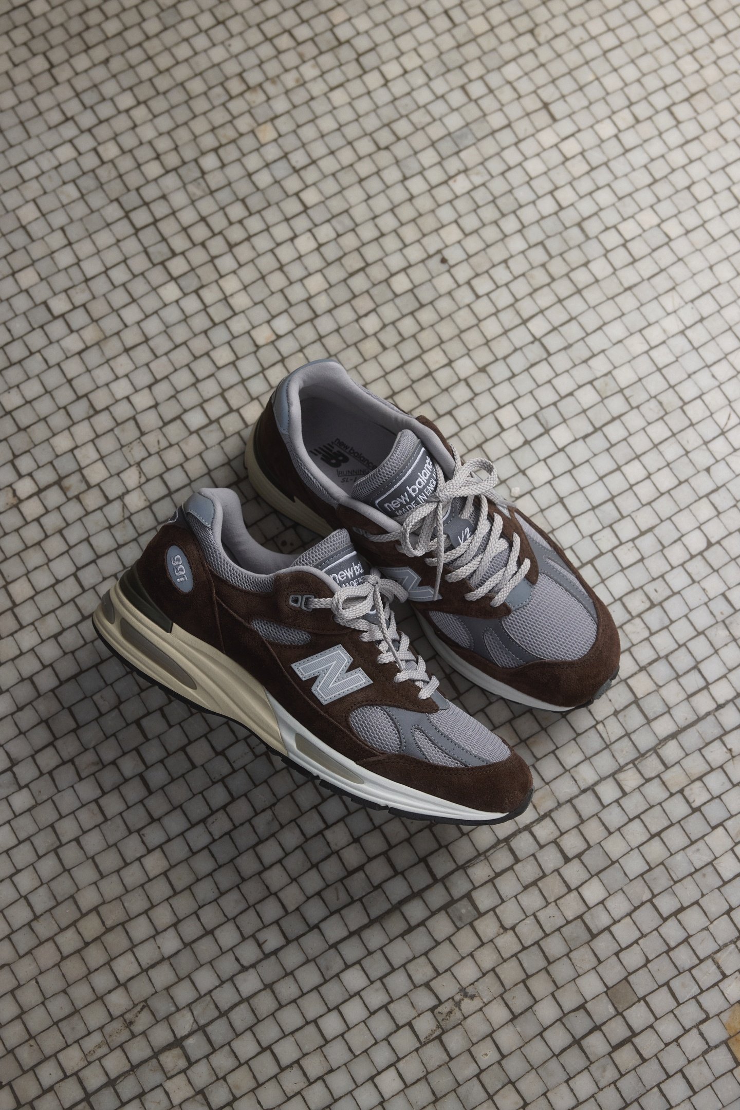 UNISEX MADE IN UK 991V2 SLATE BLACK 11