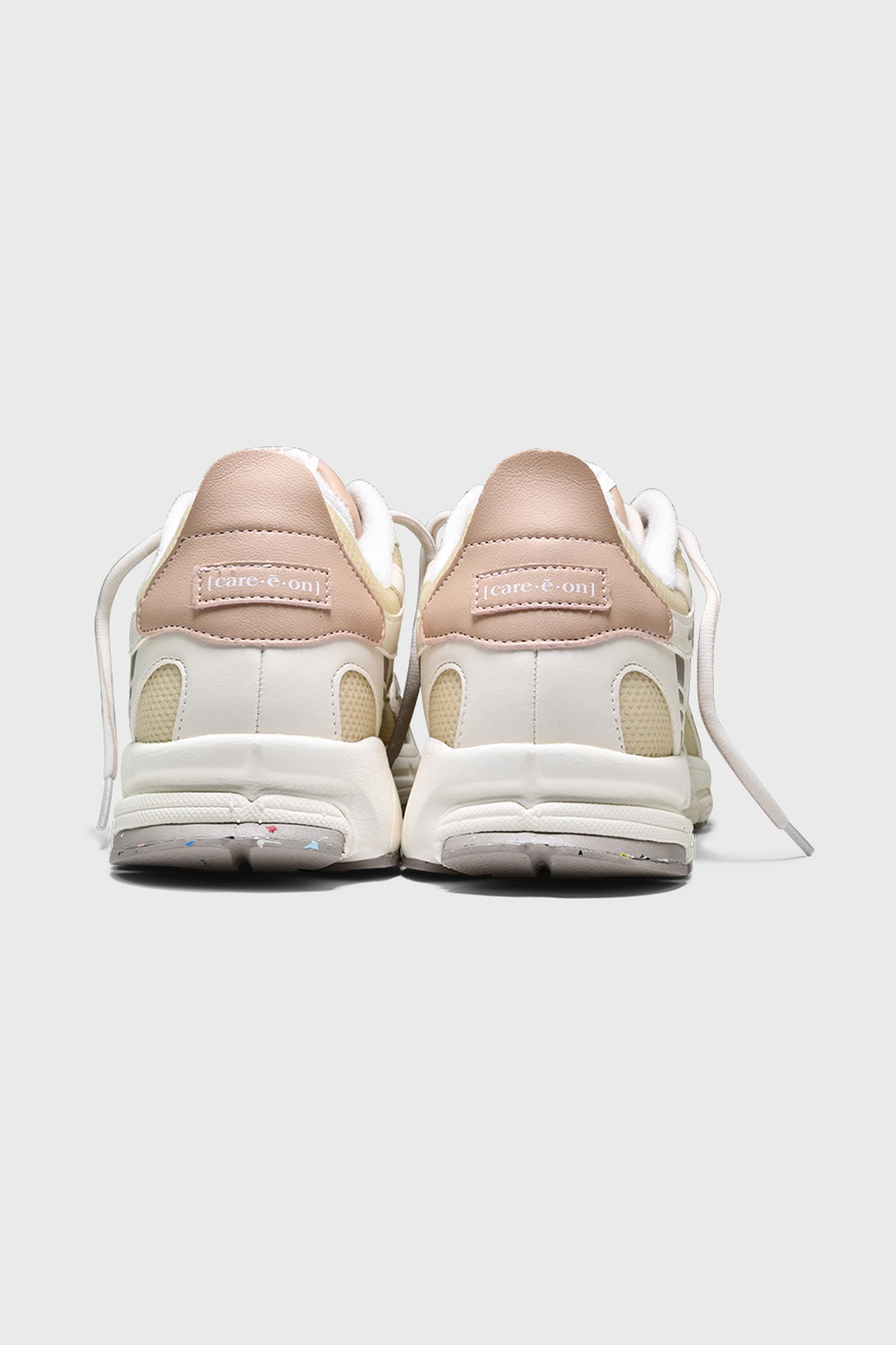 THE RE-RUN CARE-E-ON WHITE/BROWN 4
