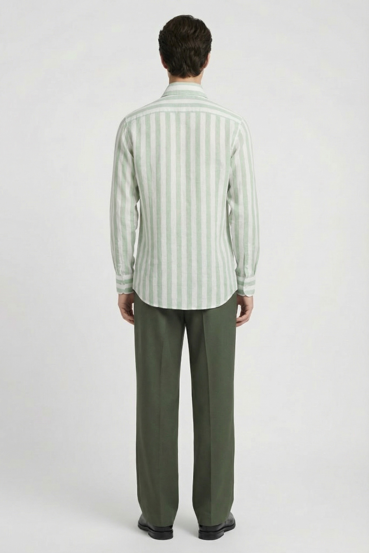 MARCIANO BY GUESS BILL FRENCH COLLAR R LIGHT GREEN MEDIUM S 2