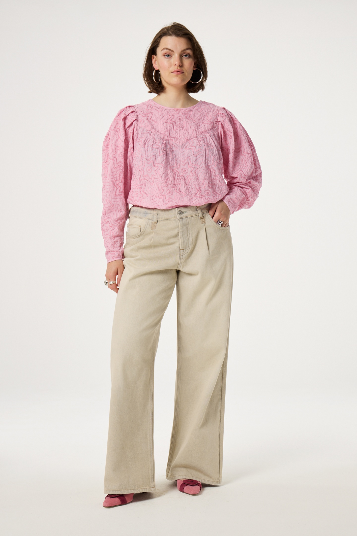 MYA TOP ALLOVER EMBRO CAMEO PINK 2