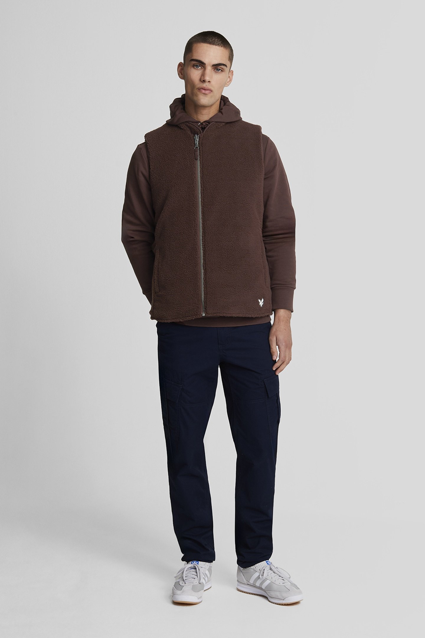 REVERSIBLE QUILTED GILET RUBBER RED 2