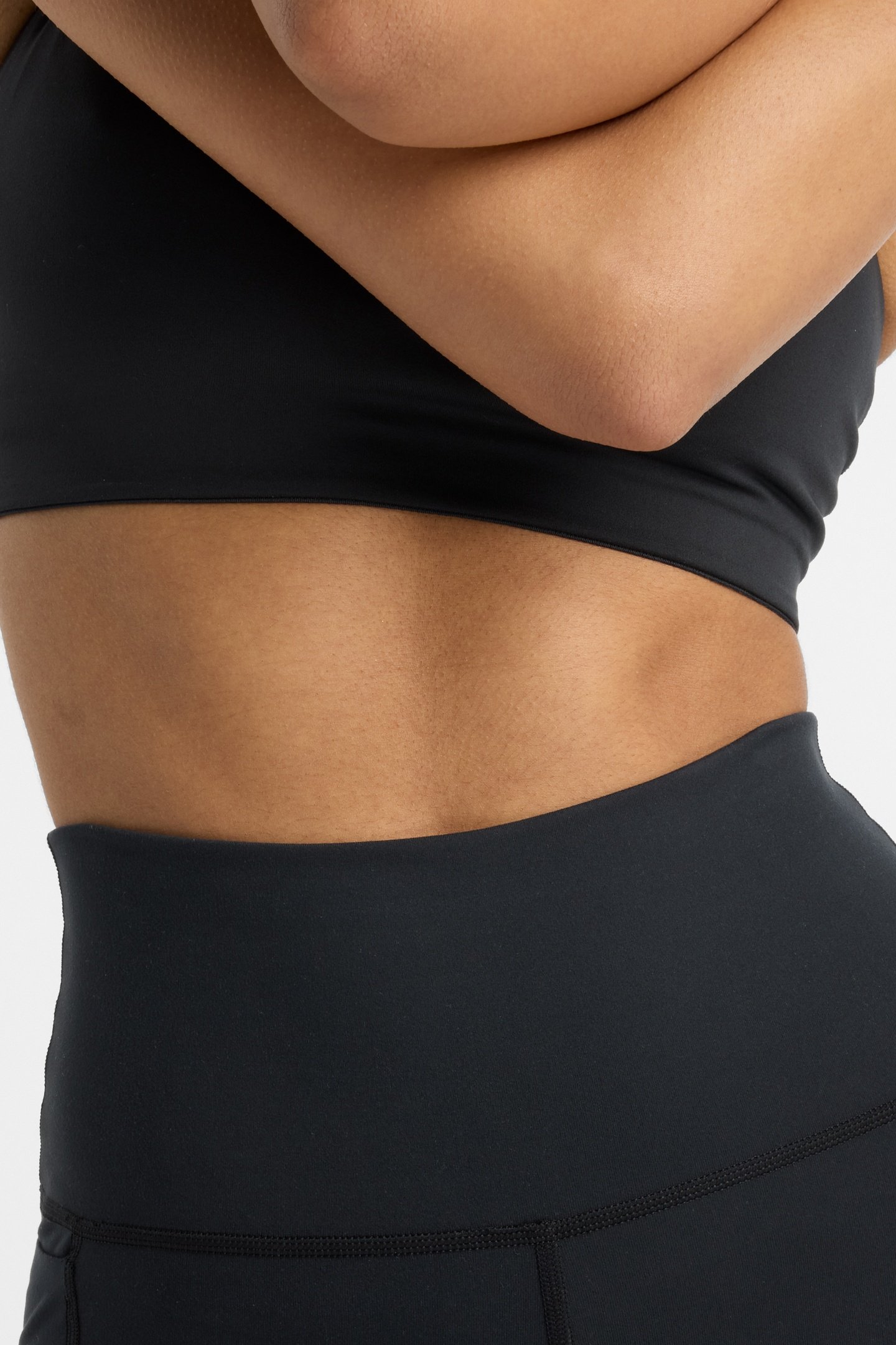 HARMONY POCKET HIGH RISE LEGGING BLACK (BK) 6