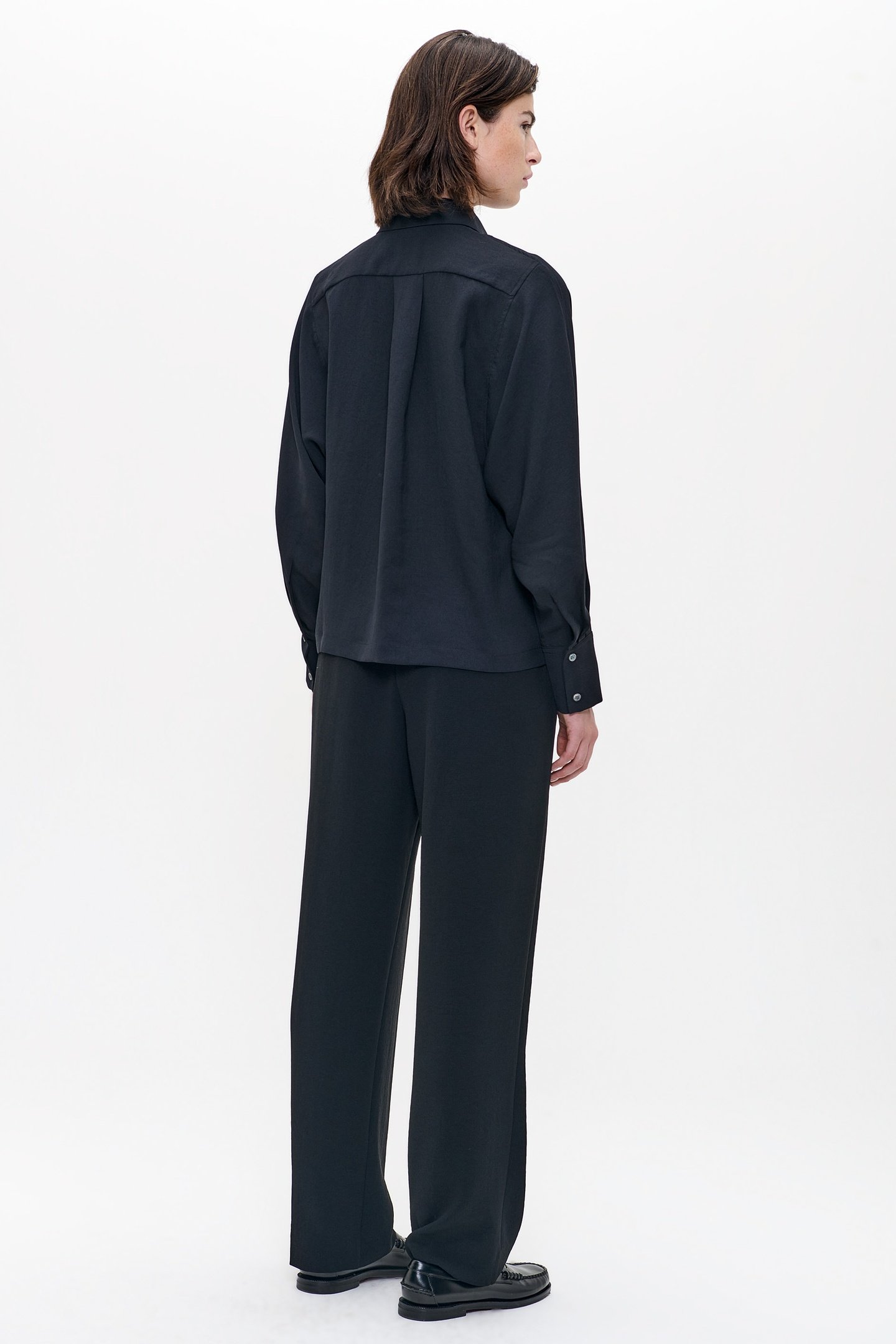 FLUID BAT-SLEEVE SHIRT BLACK 4