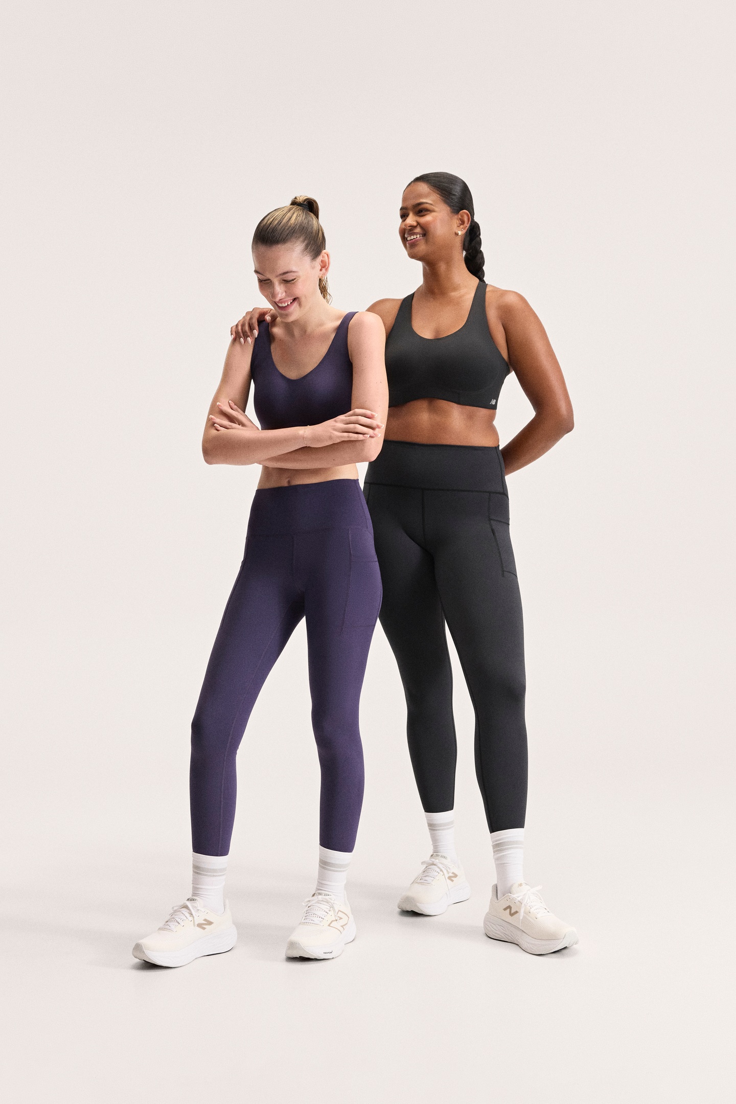 SLEEK POCKET HIGH RISE LEGGING BLACK (BK) 14