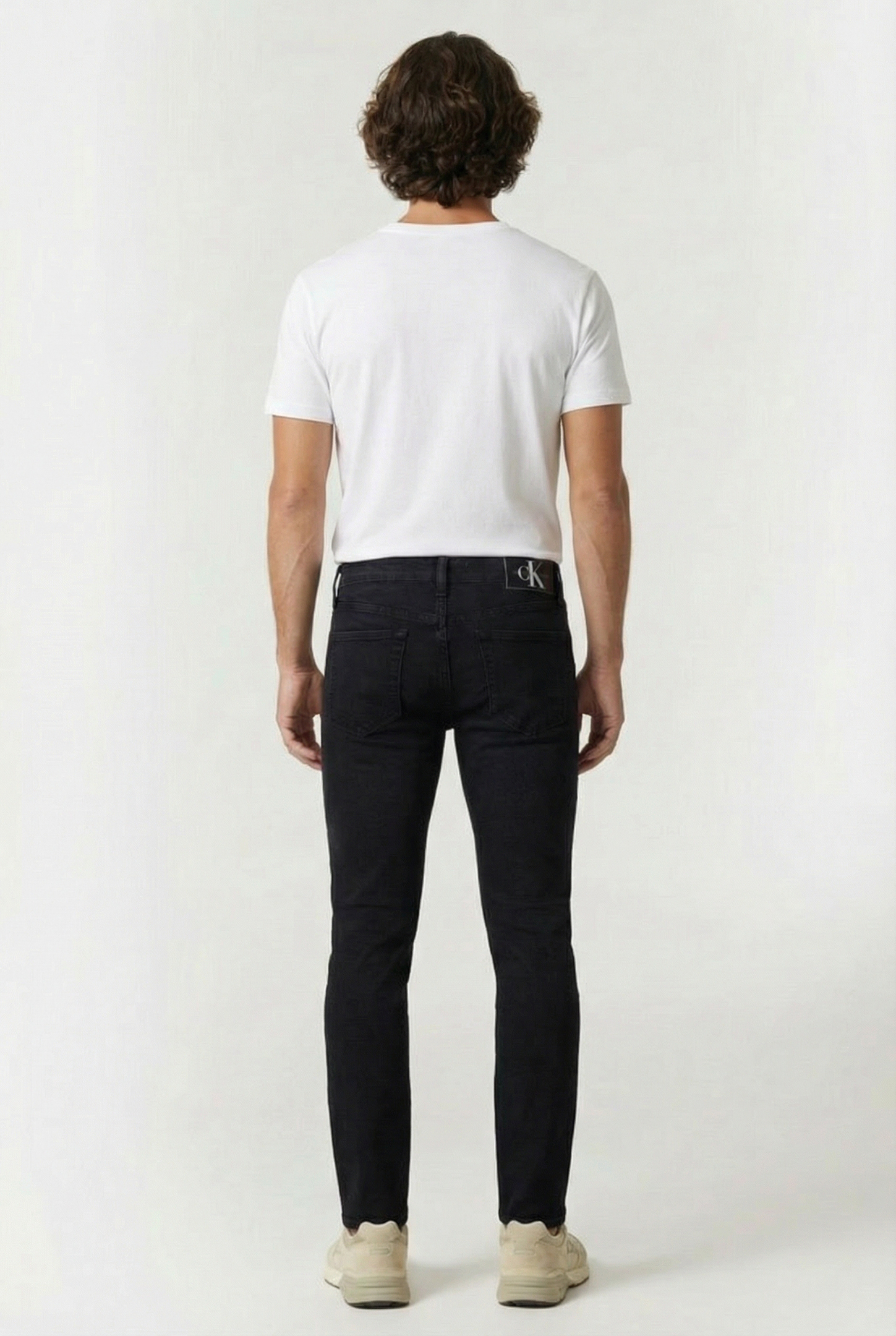 SLIM TAPER DENIM BLACK 2