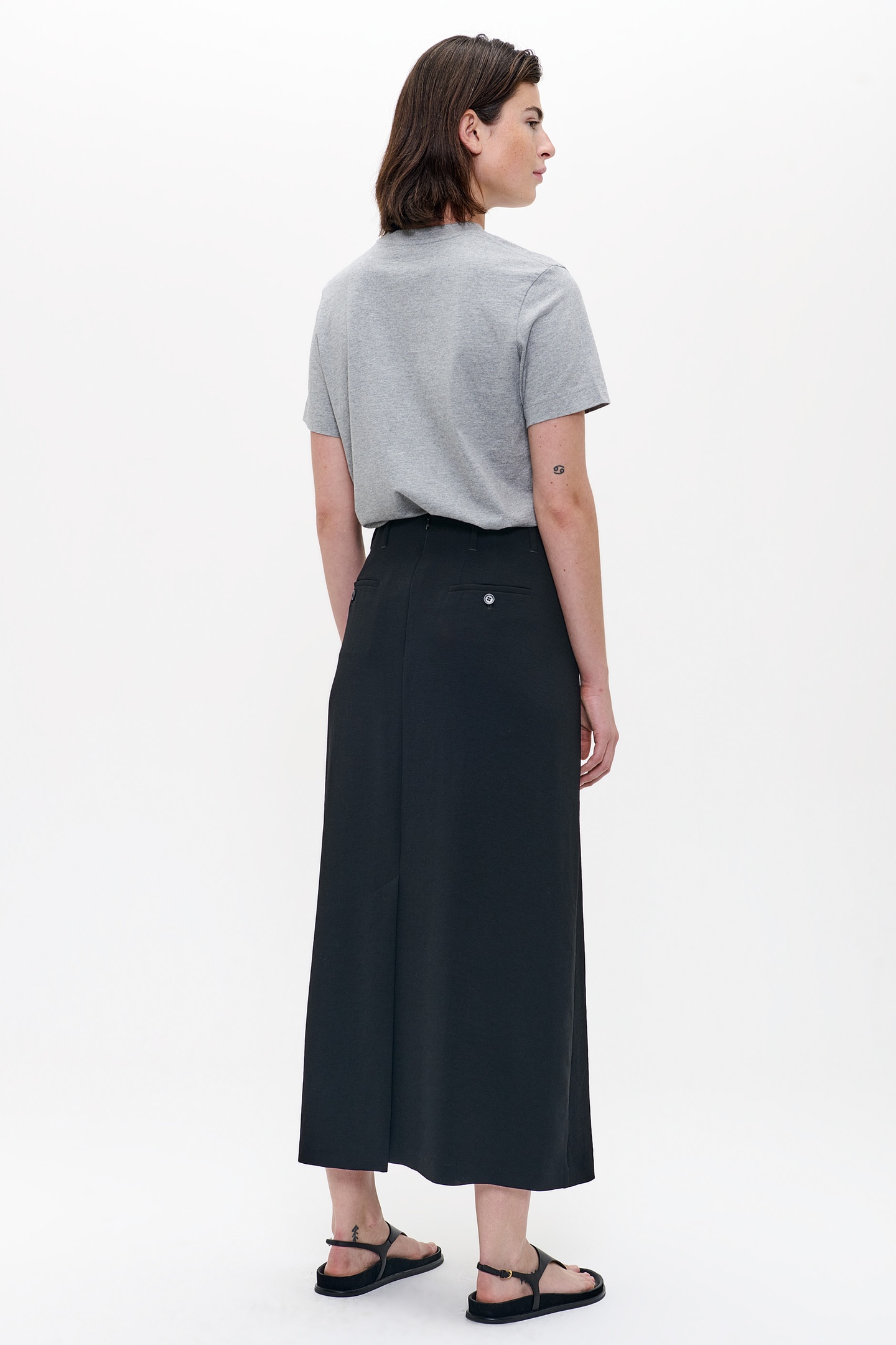 FLOWY LONG SKIRT BLACK 4