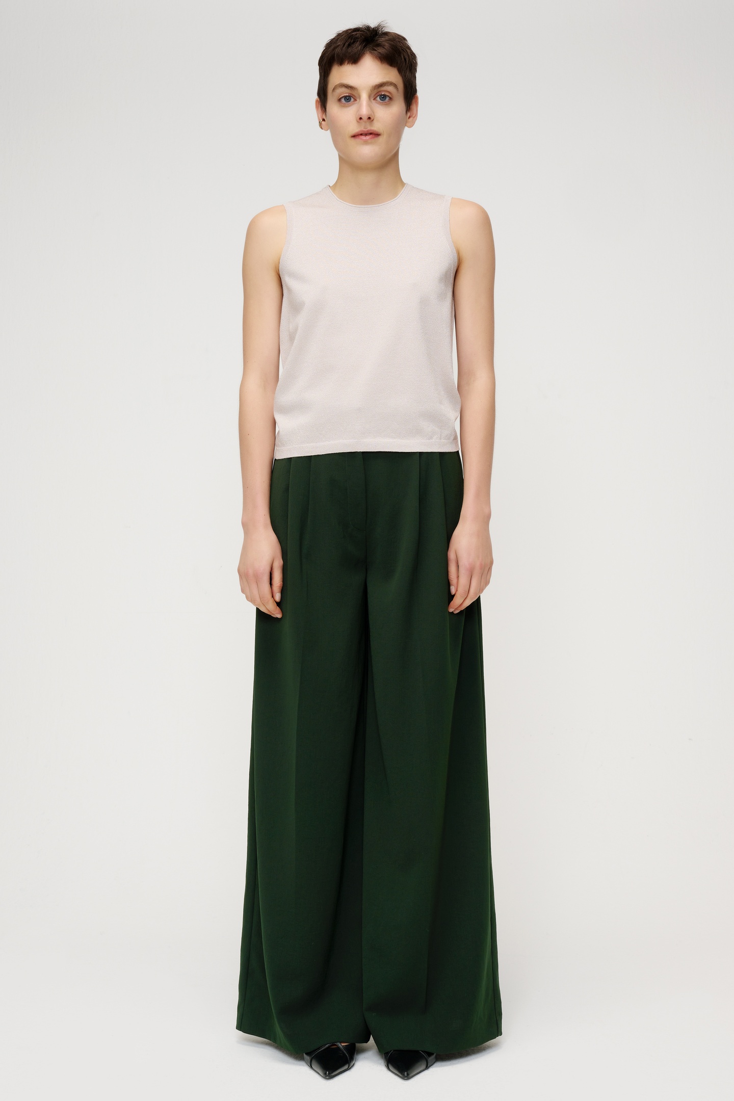 VISCOSE MIX SLEEVLESS TOP SAND 2