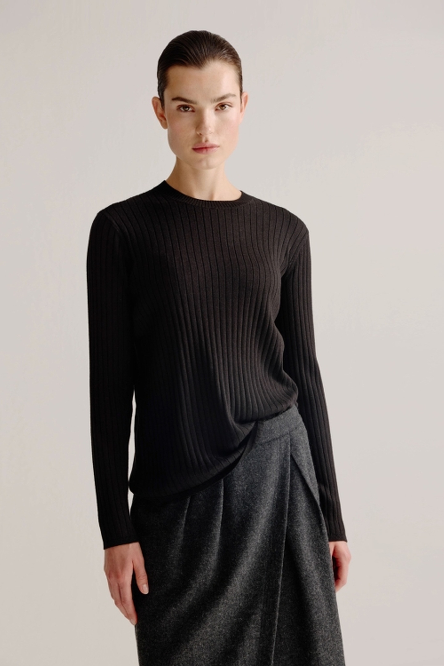 LILI SWEATER BLACK 2