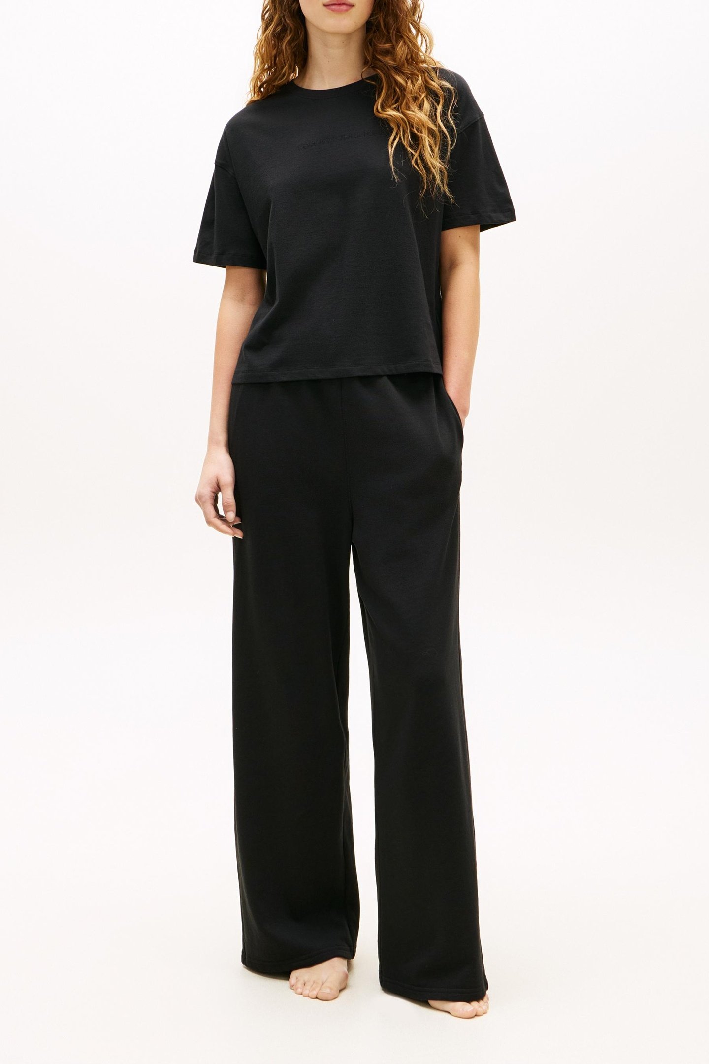 SHORTSLEEVE LOGO T-SHIRT BLACK 2