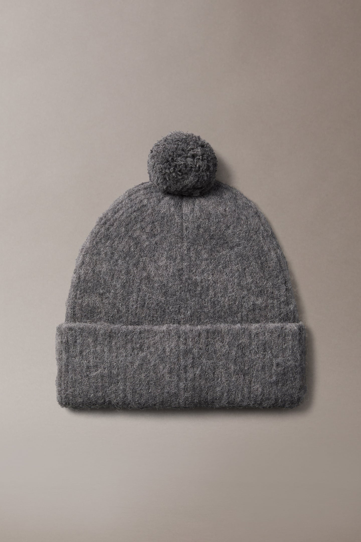 EMBLEM BRUSHED POMPO HAT DARK GREY 3