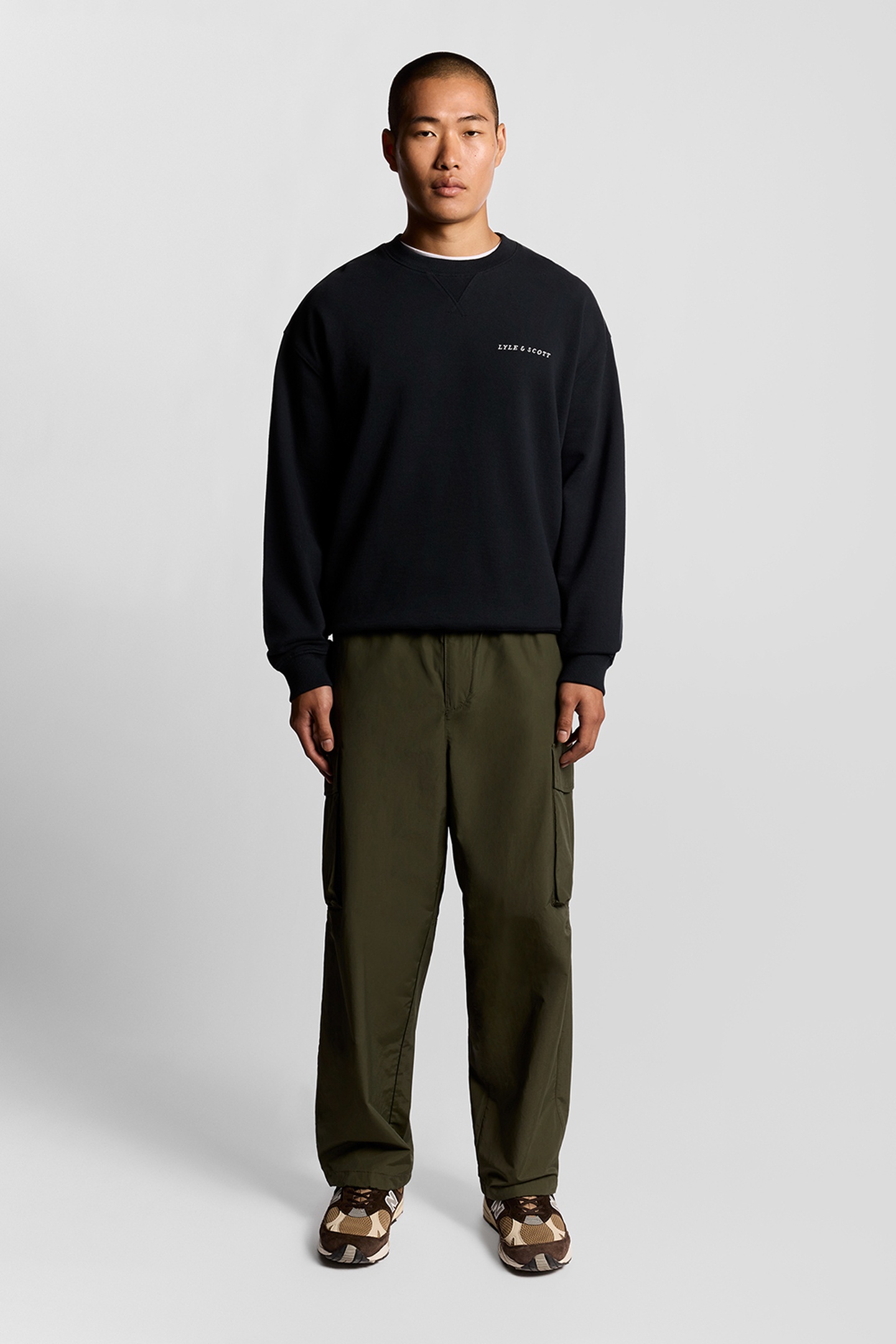 SCRIPT BRUSHBACK CREW NECK SWEATSHIRT DARK NAVY 1