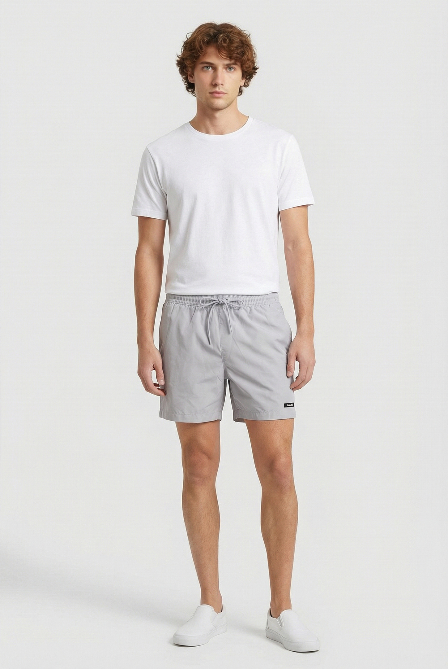 MEDIUM DRAWSTRING LIGHT CAST 1