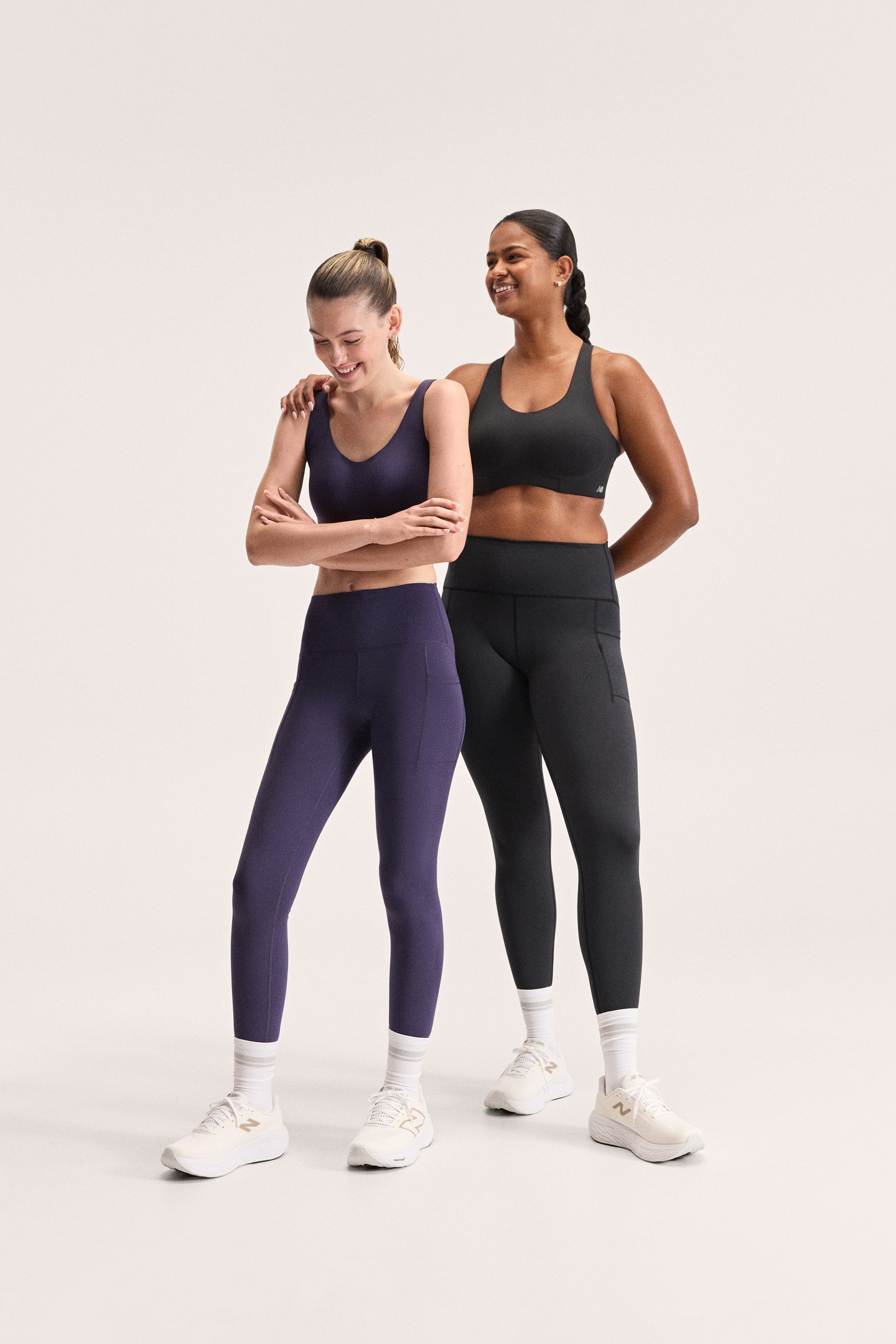 SLEEK POCKET HIGH RISE LEGGING BLACK (BK) 13