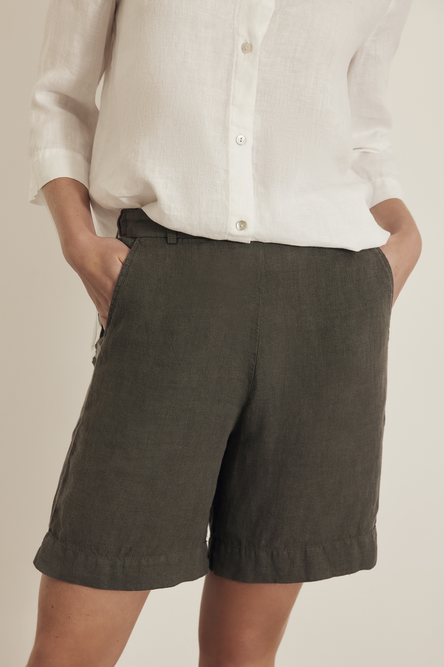 KARMEN SHORTS GRAPHITE 1