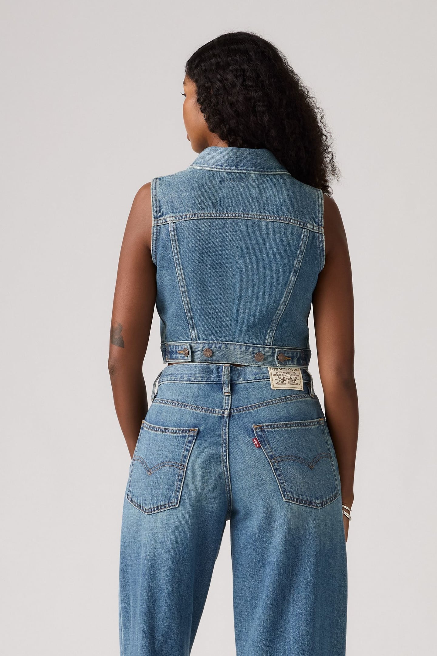 XS VEST W/ WAISTBAND COMPARE NOTES 3