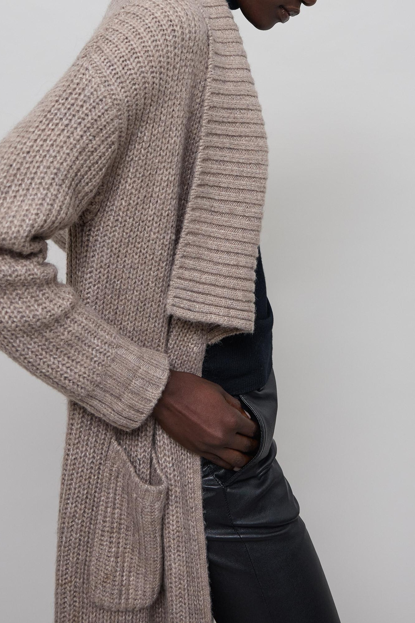 LONG BEIGE KNITTED CARDIGAN 5