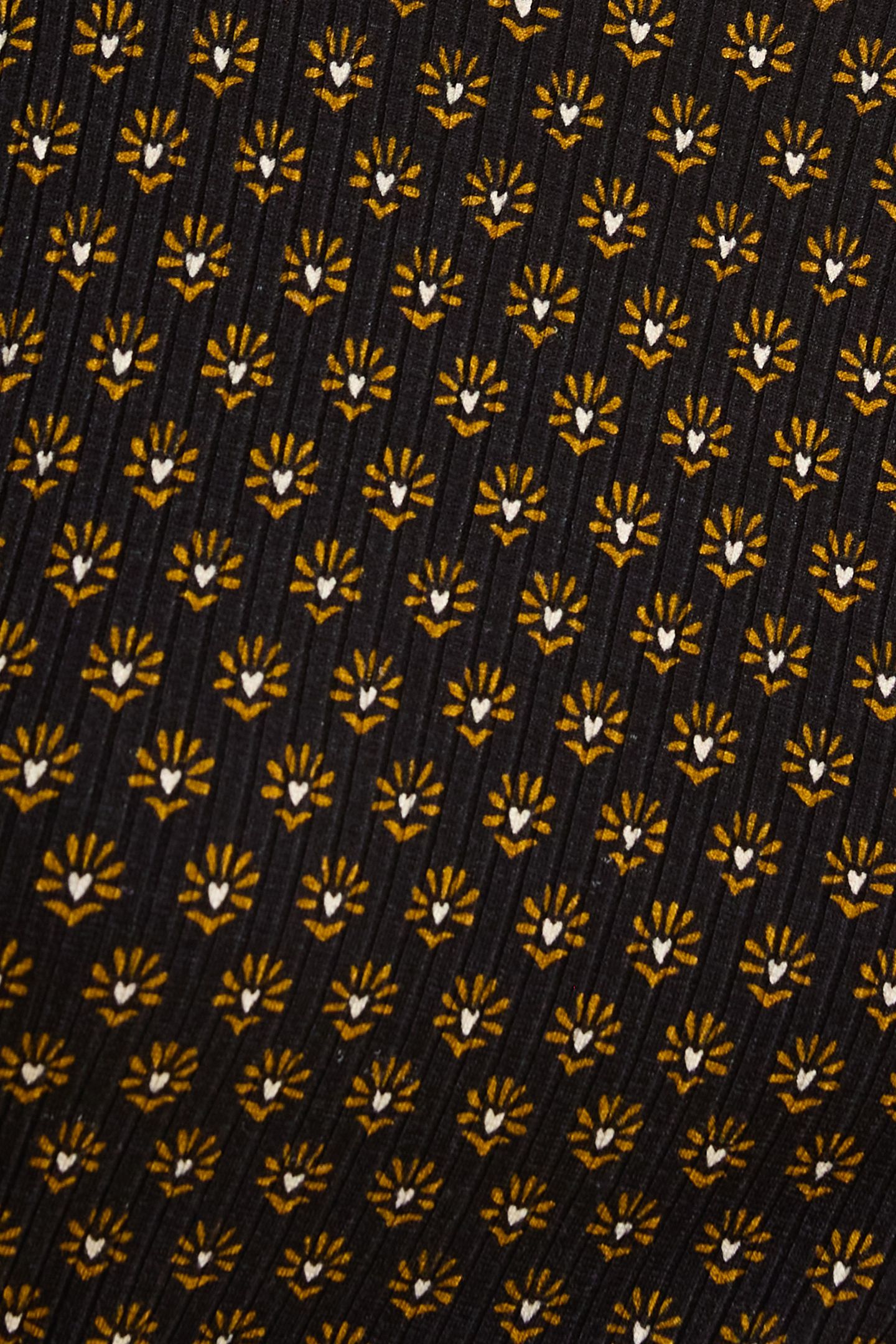 BLACK FLORAL HEART T-SHIRT BLACK 5