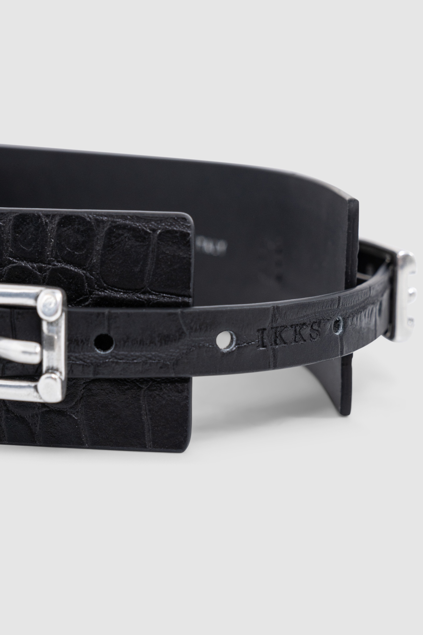 CROC-EMBOSSED LEATHER BLACK DRESS BELT 4