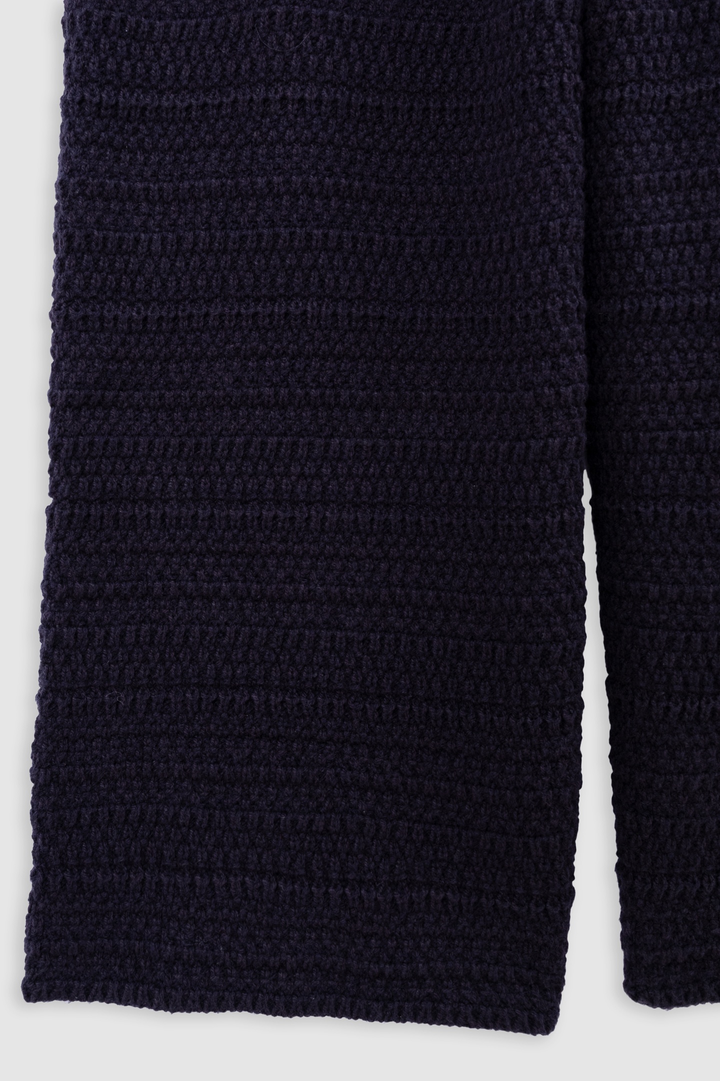 NAVY KNITTED PANTS 4