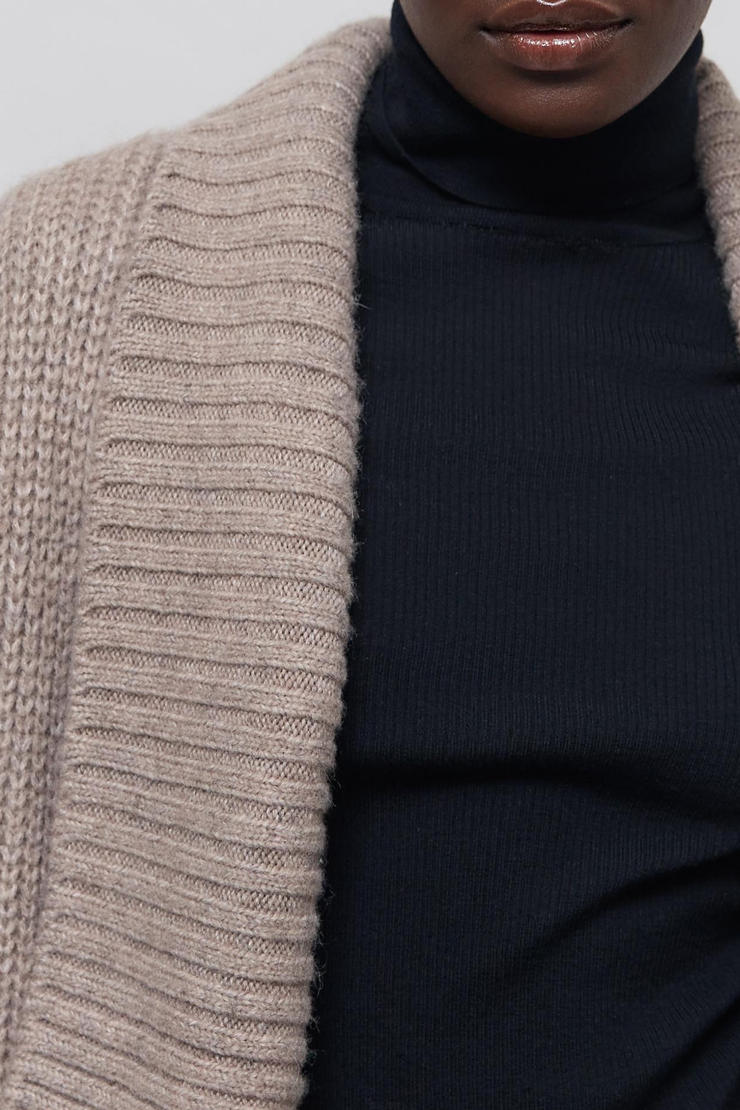 LONG BEIGE KNITTED CARDIGAN 7