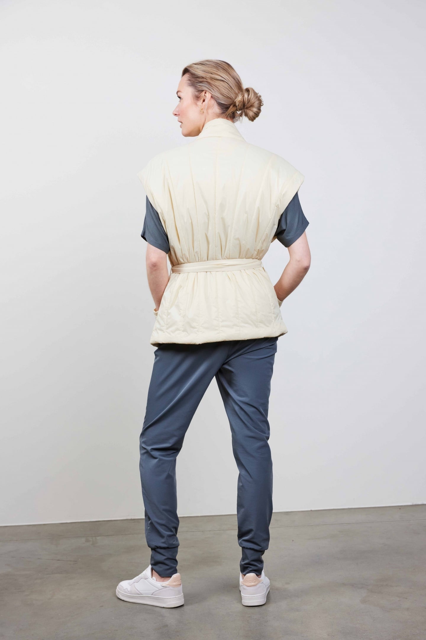 SLEEVELESS KIMONO ROMY OYSTER WHITE 9