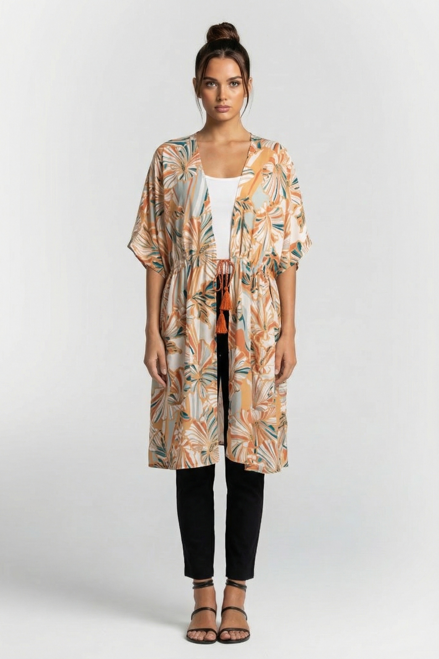 KAFTAN YASSINA IN OFFWHITE WITH MARITIMO PRINT 1