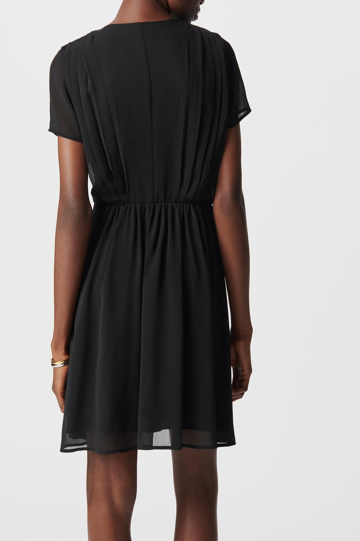 BLACK DRESS WITH PLEATED WAIST DETAIL 3