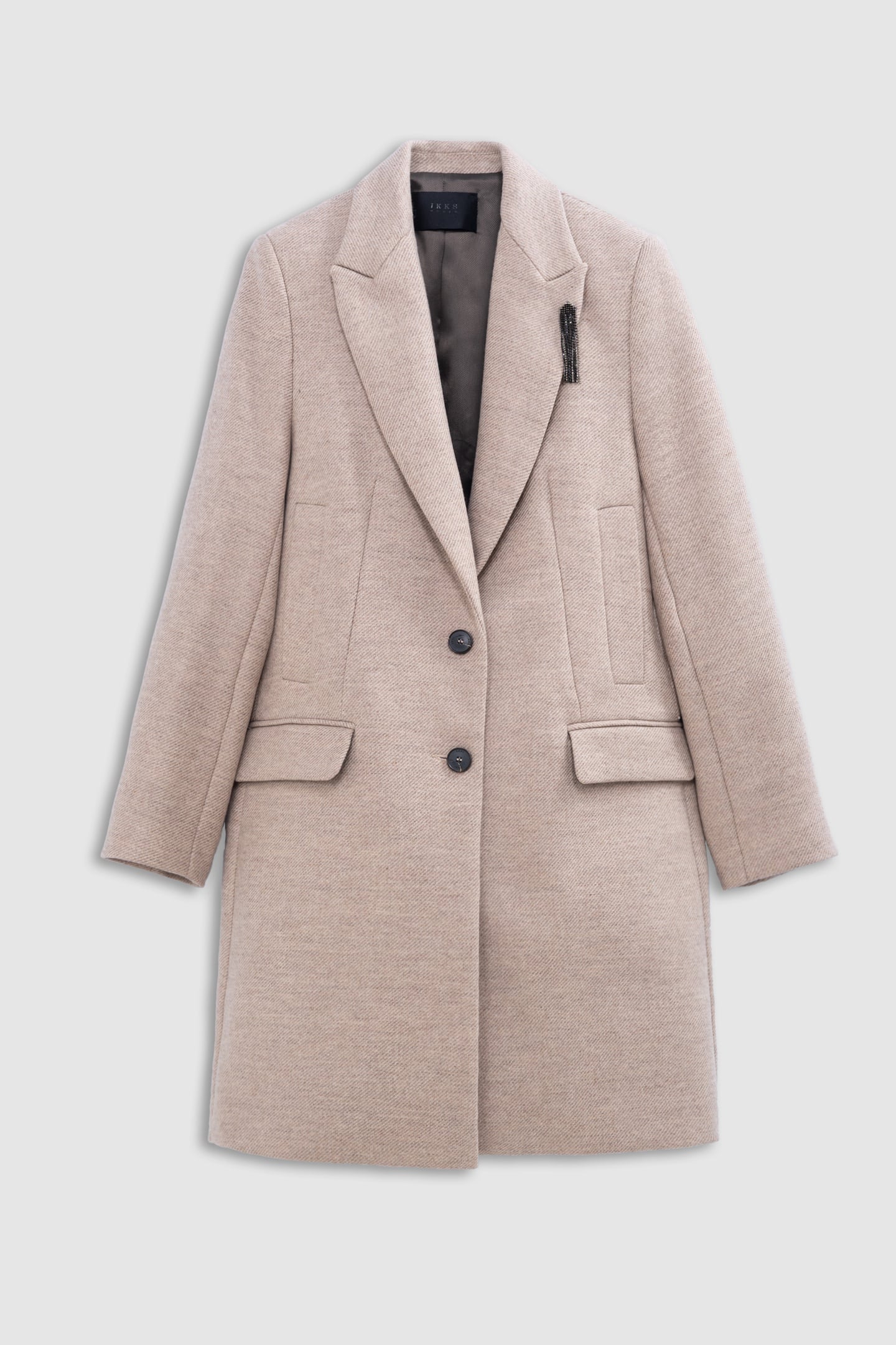 STRAIGHT SESAME COAT DECORATED WITH RHINESTONE BROOCH 4