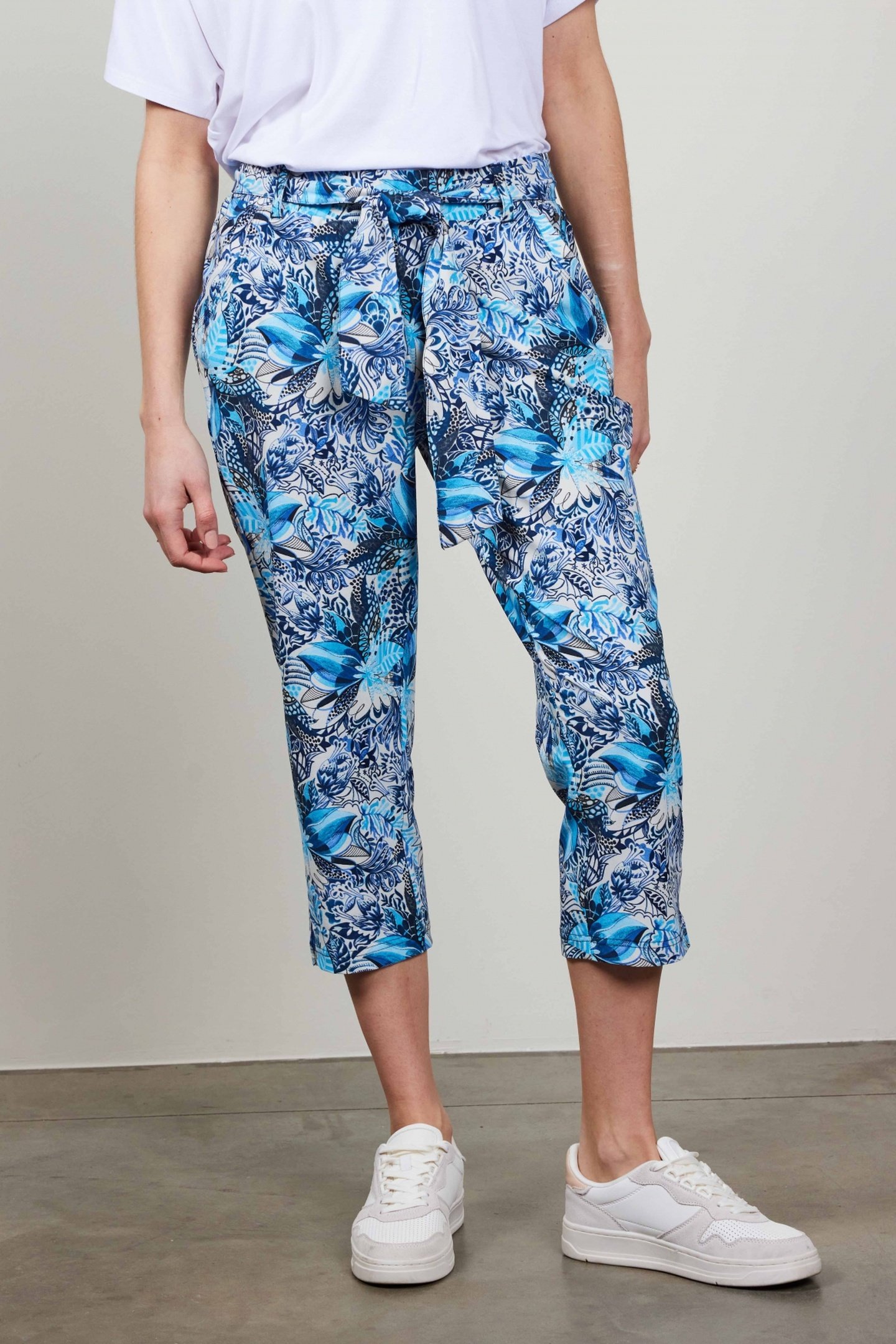 TRAVEL CAPRI JOURNAL IN OFFWHITE WITH BLUE AZUR FASHION PRIN 2