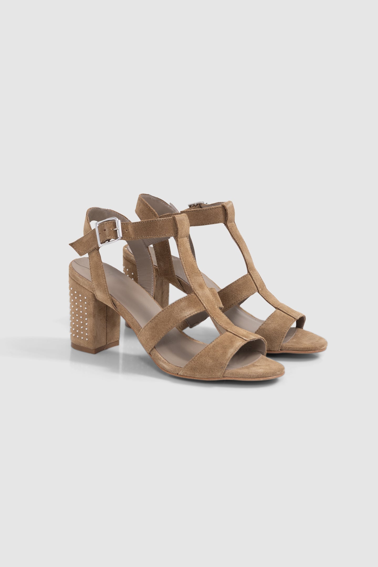 BEIGE SUEDE SANDALS WITH STUDDED HEEL 4