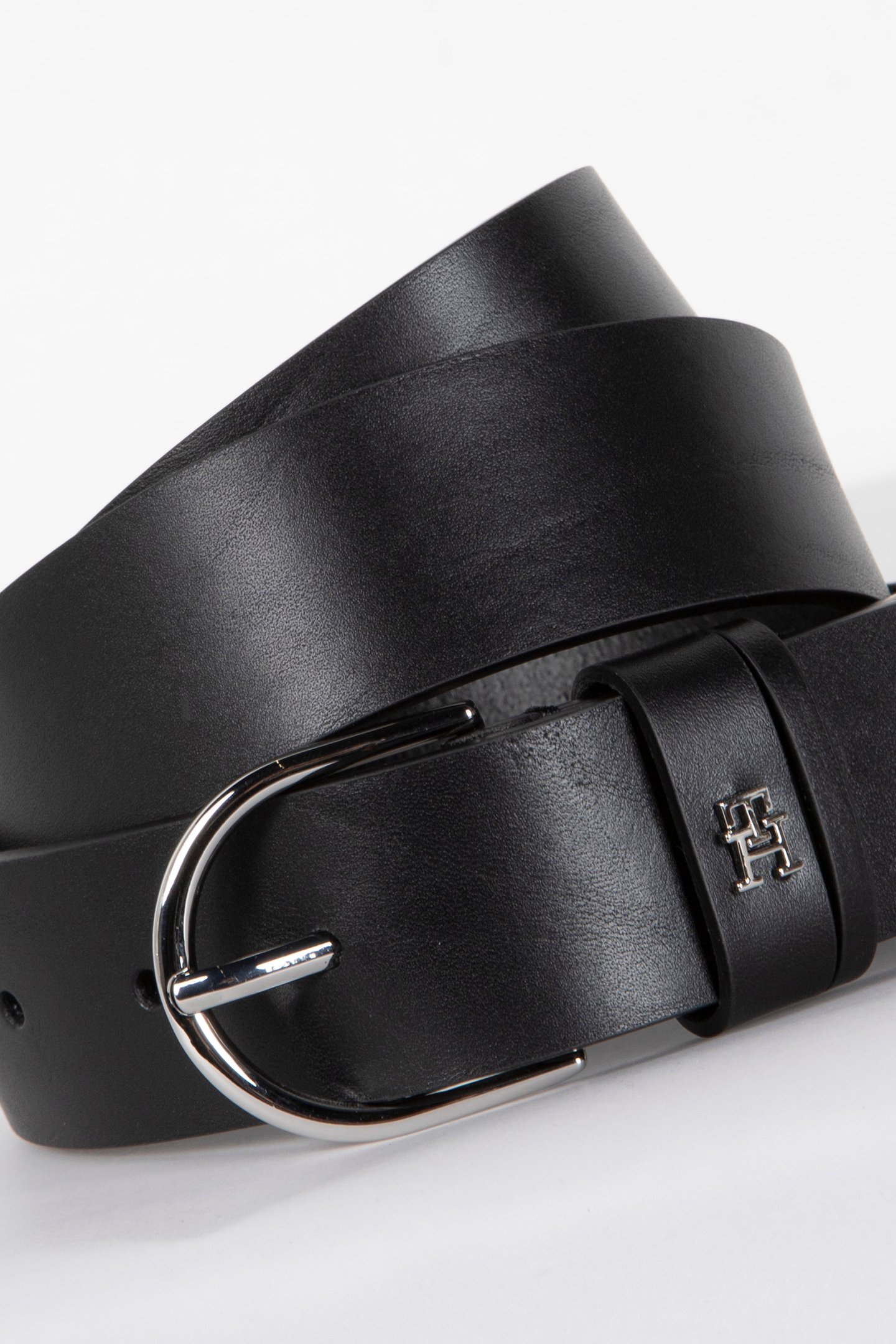 ESSENTIAL EFFORTLESS ADJUSTABLE BELT BLACK 3
