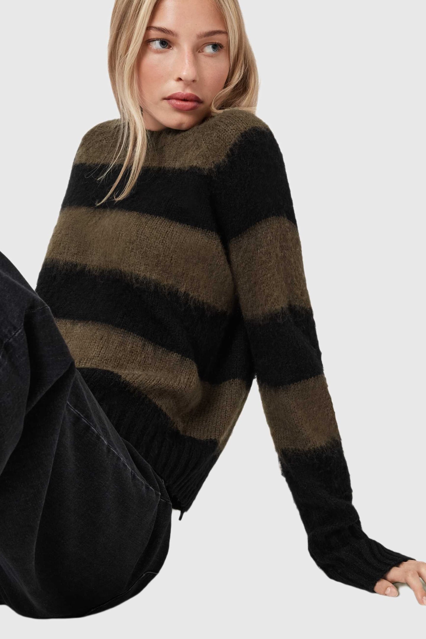 LOU JUMPER BLACK/GREEN 7