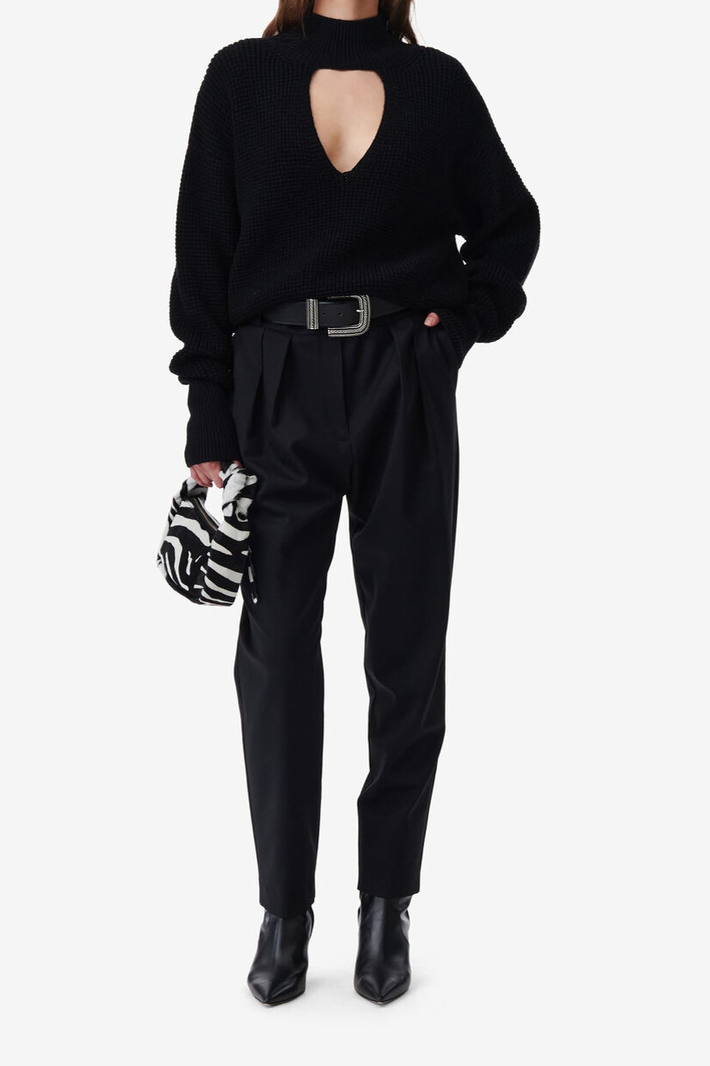 GAID PULLOVER BLACK 2