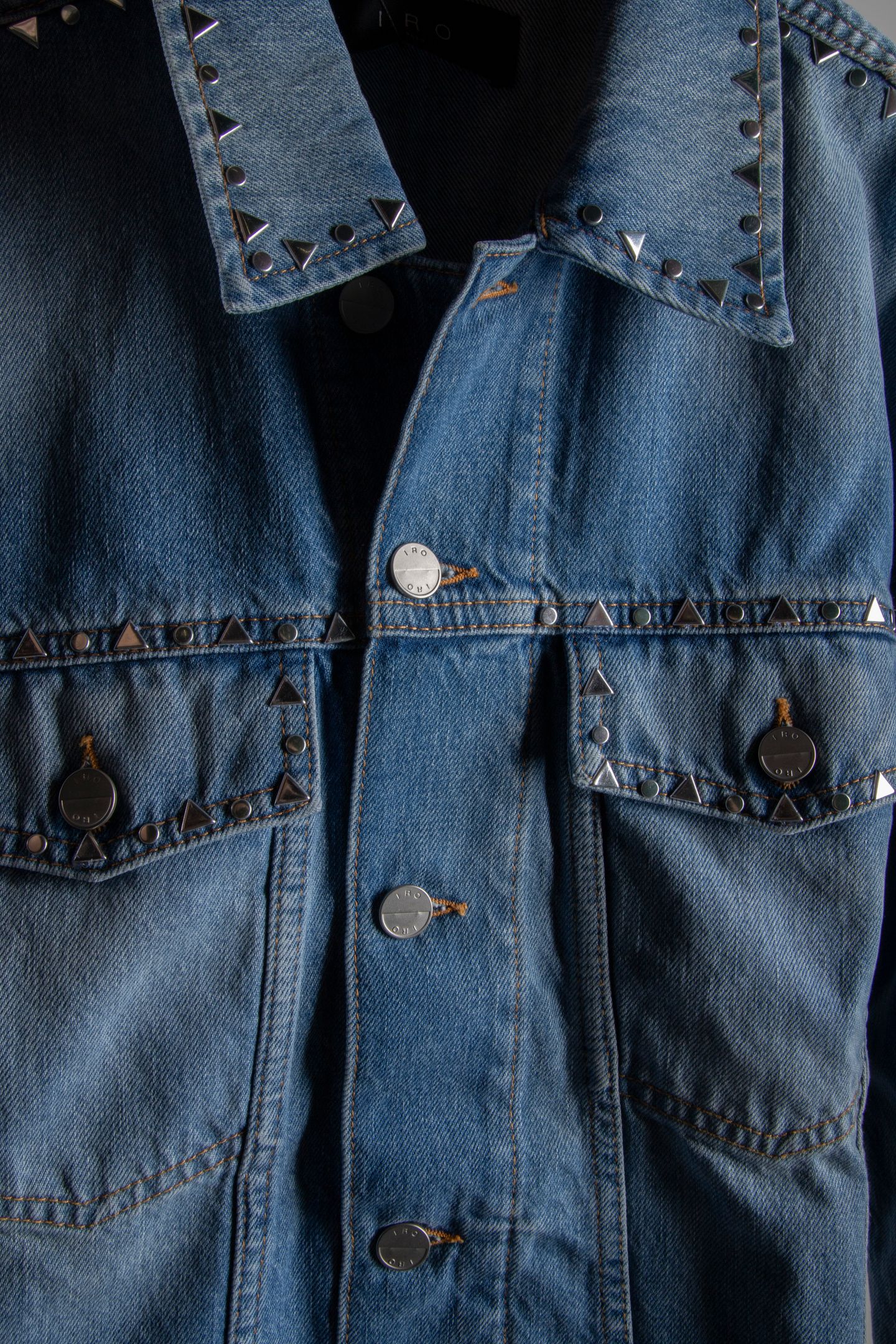 ARTU OUTERWEAR LIGHT BLUE WORN 4