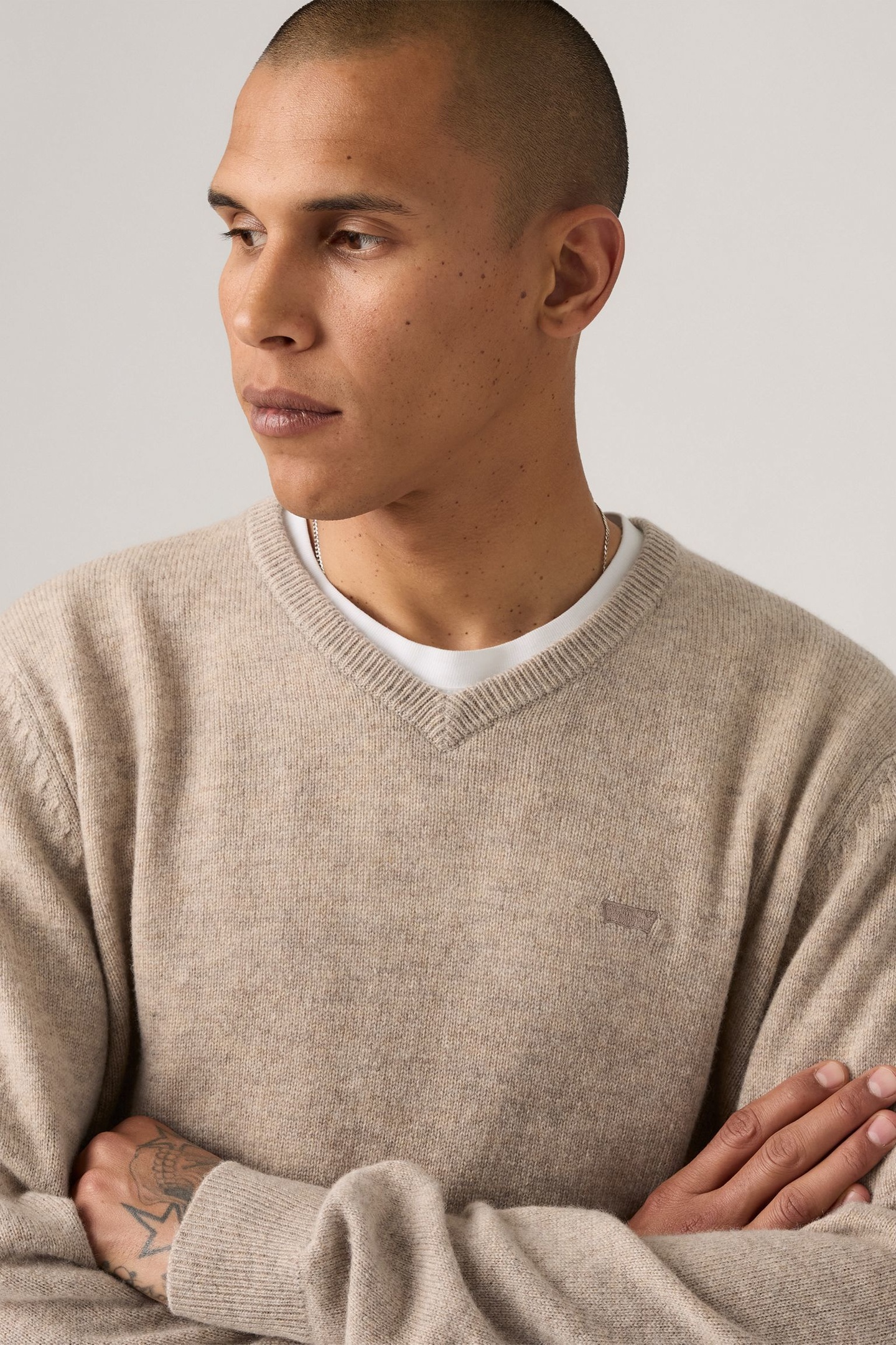 V NECK HM SWEATER FUNGI HEATHER 2