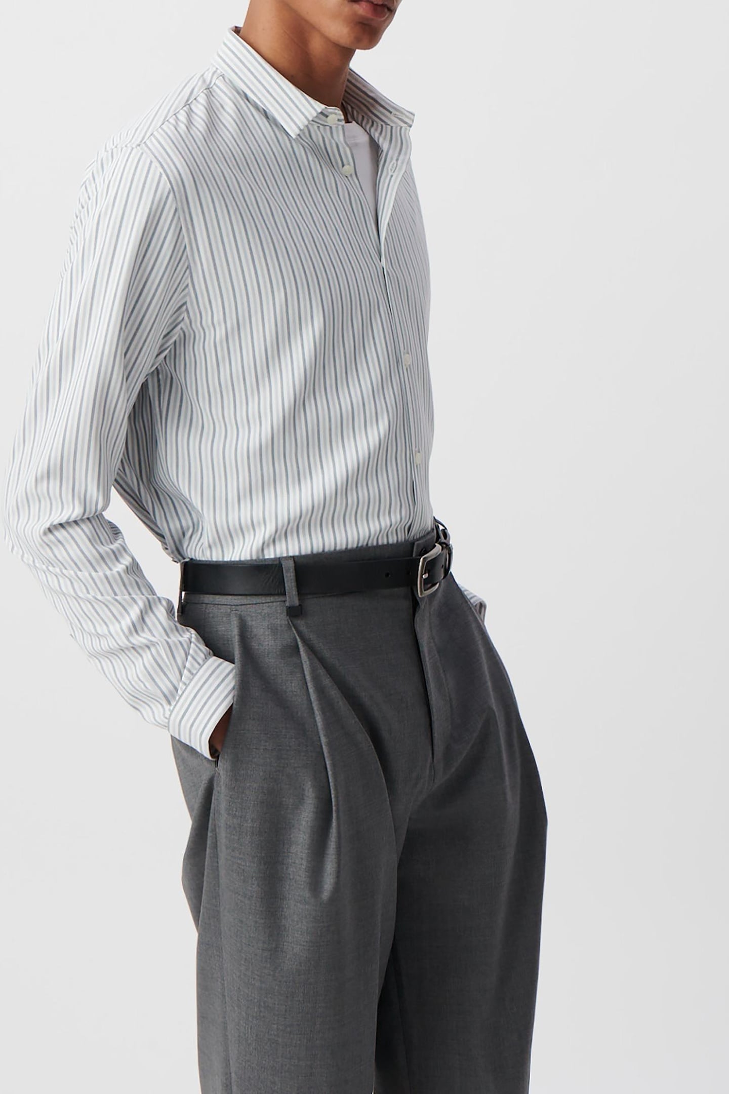 WHITE SEAWOOL® REGULAR SHIRT WITH NAVY STRIPES 2