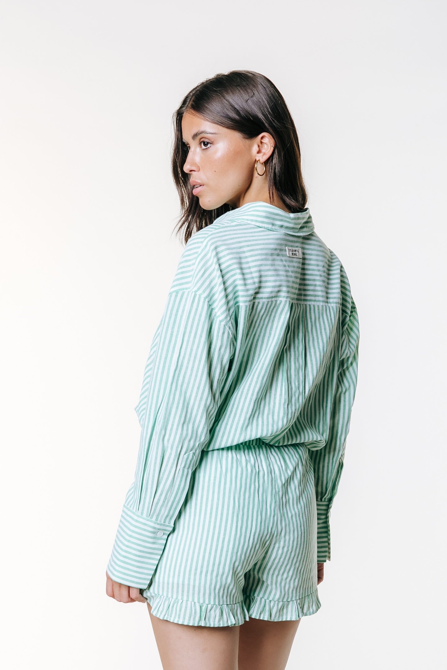 SENSA STRIPED RUFFLE SHORT BRIGHT GREEN 2