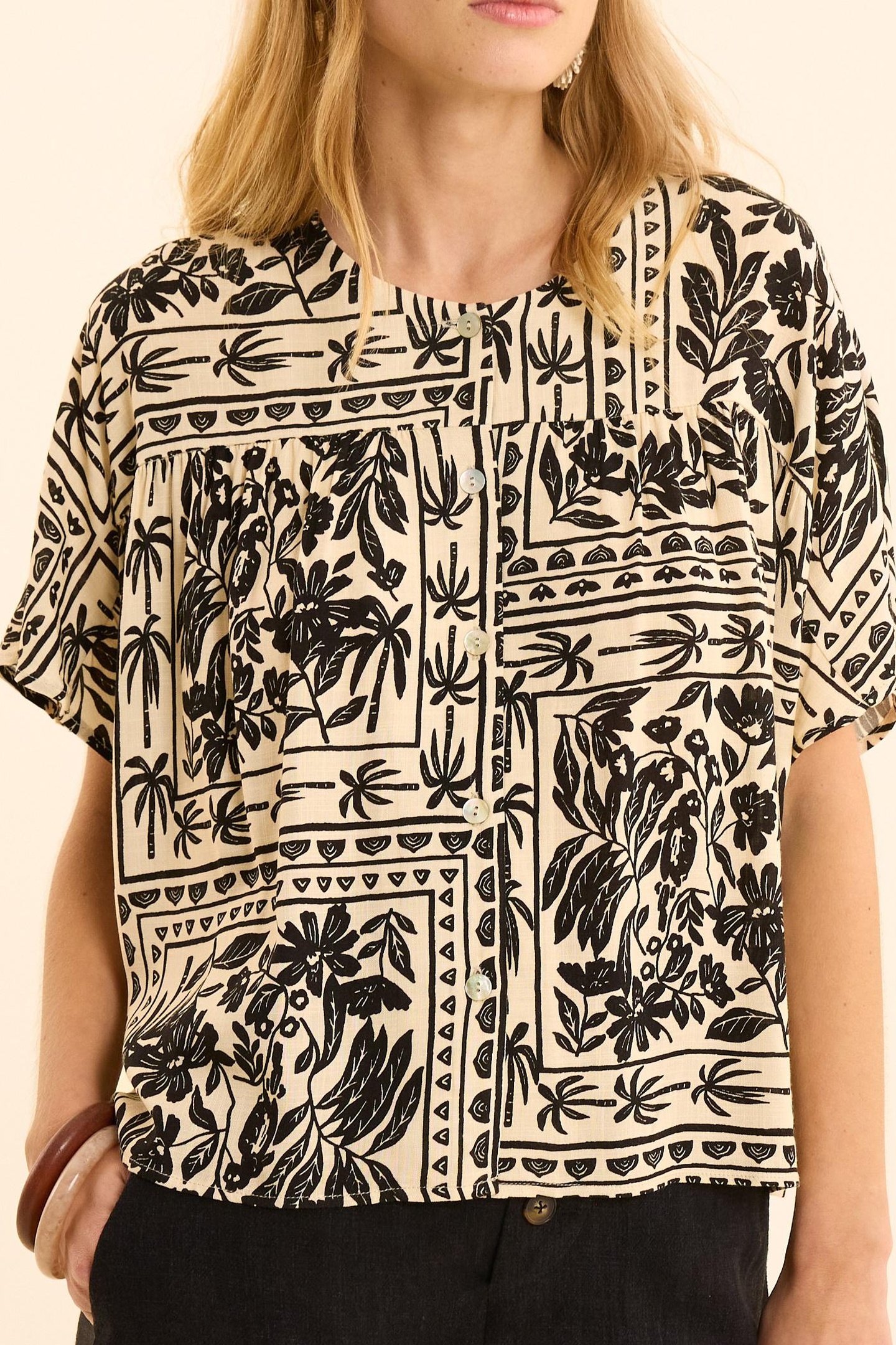 ECRU TOP WITH PLANT BANDANA PRINT ECRU 1