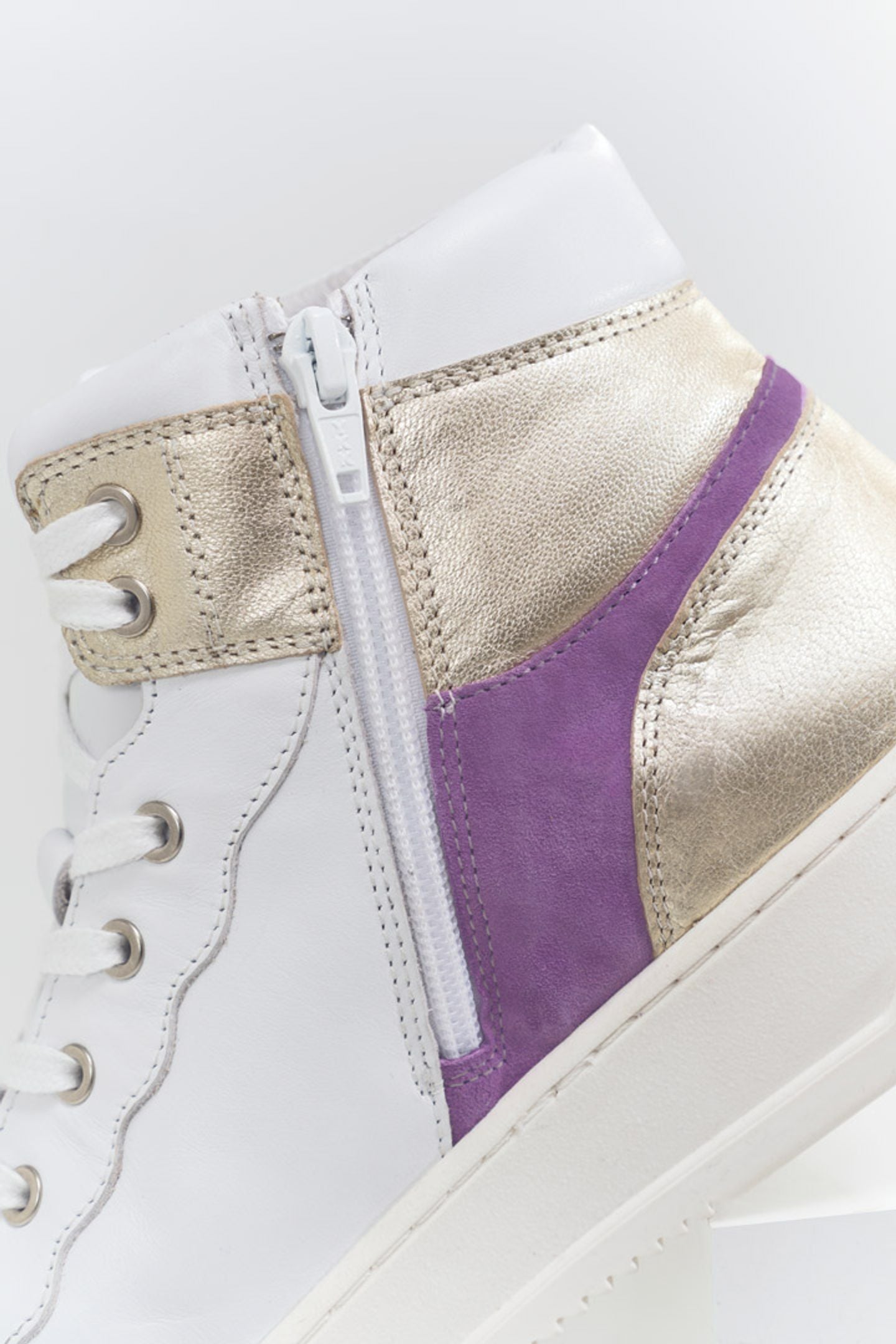 O.QUEEN - WHITE, PURPLE, GOLD LEATHER SNEAKERS 6