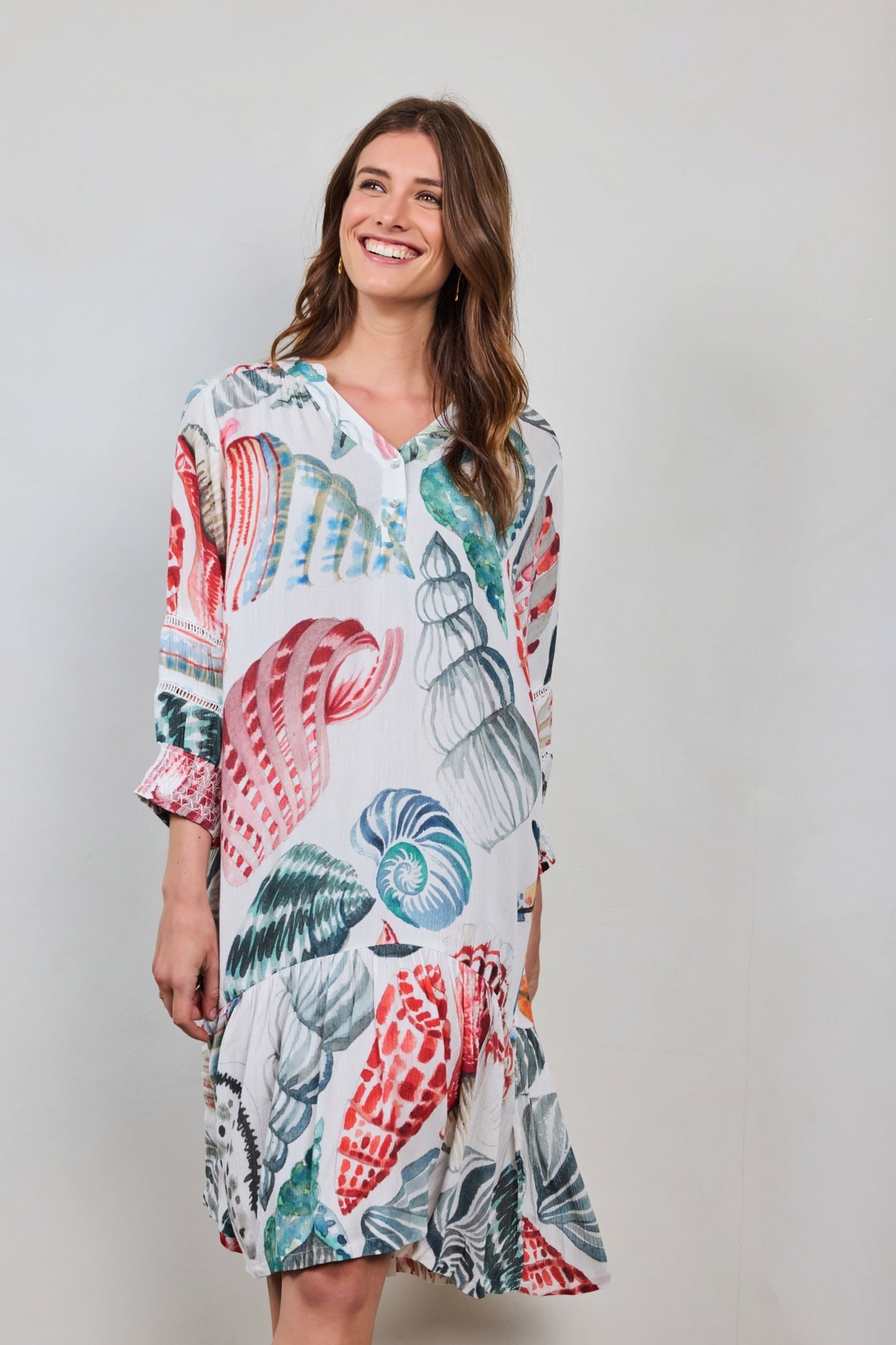 DRESS SUNSET IN OFFWHITE WITH OCEAN TREASURES XL PRINT 1