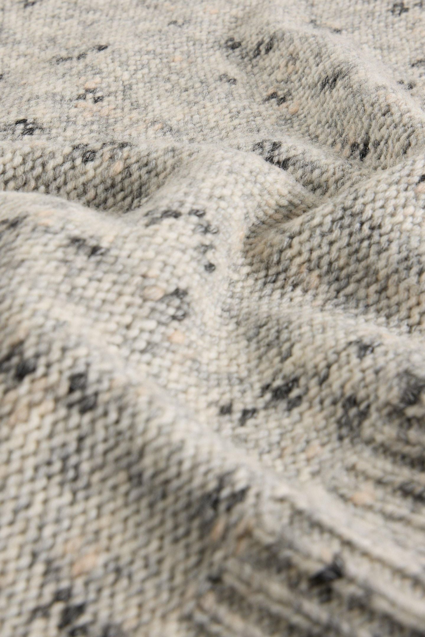 MONO NEP ROLL NECK IVORY MULTI 4