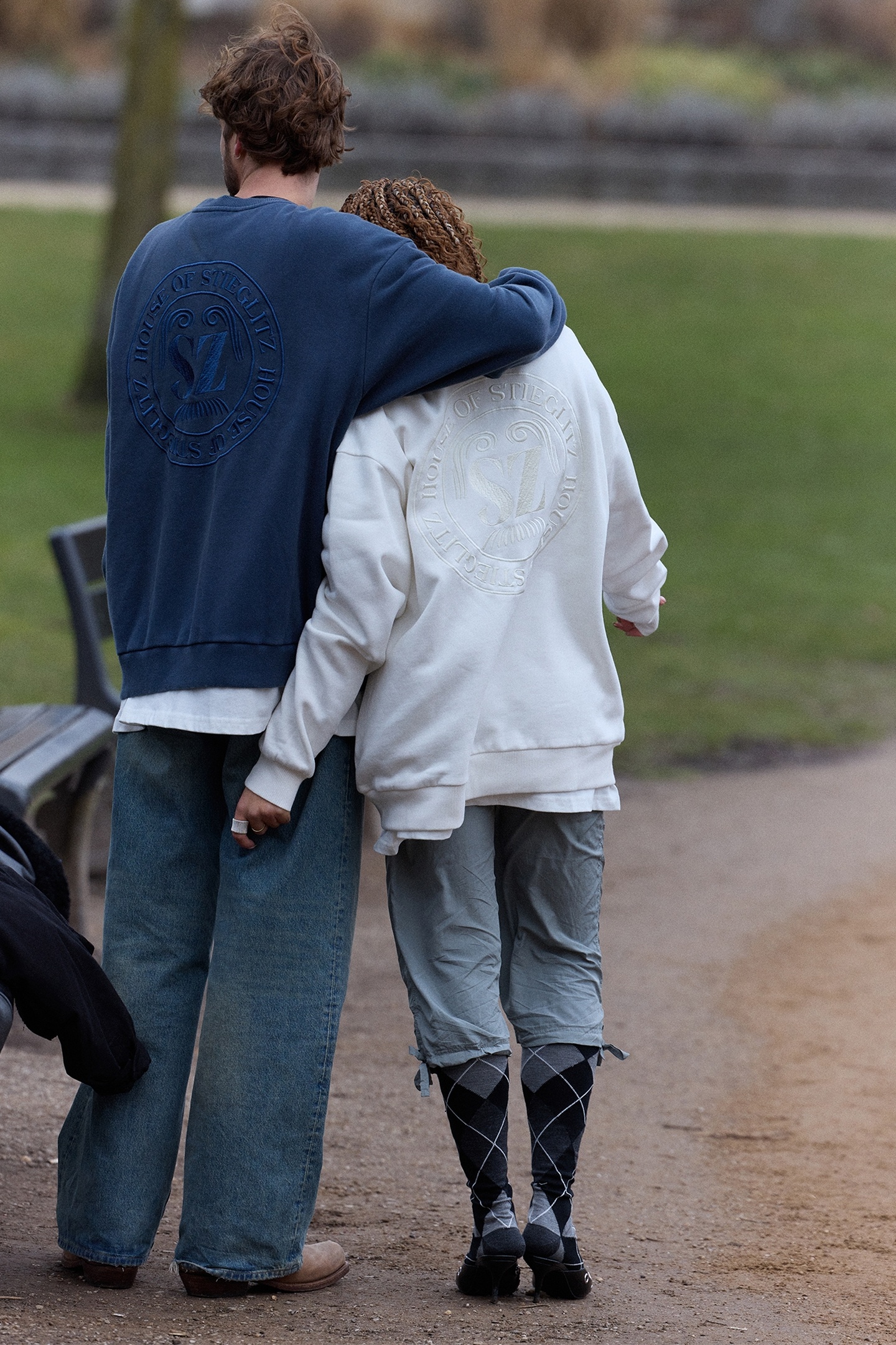 HOUSE OF STIEGLITZ SWEATER BLUE 3