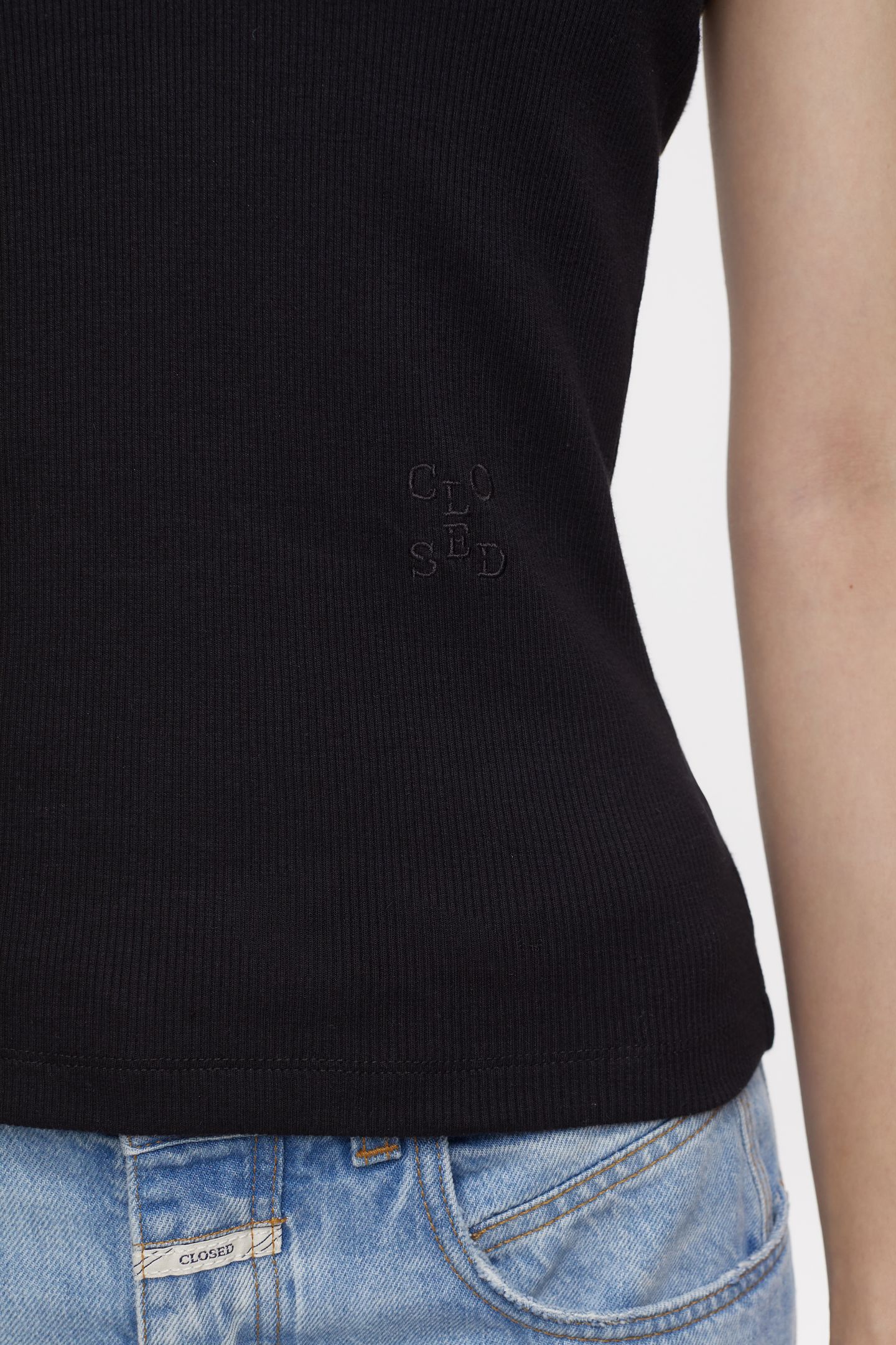 HALTER NECK TOP T-SHIRTS BLACK 7