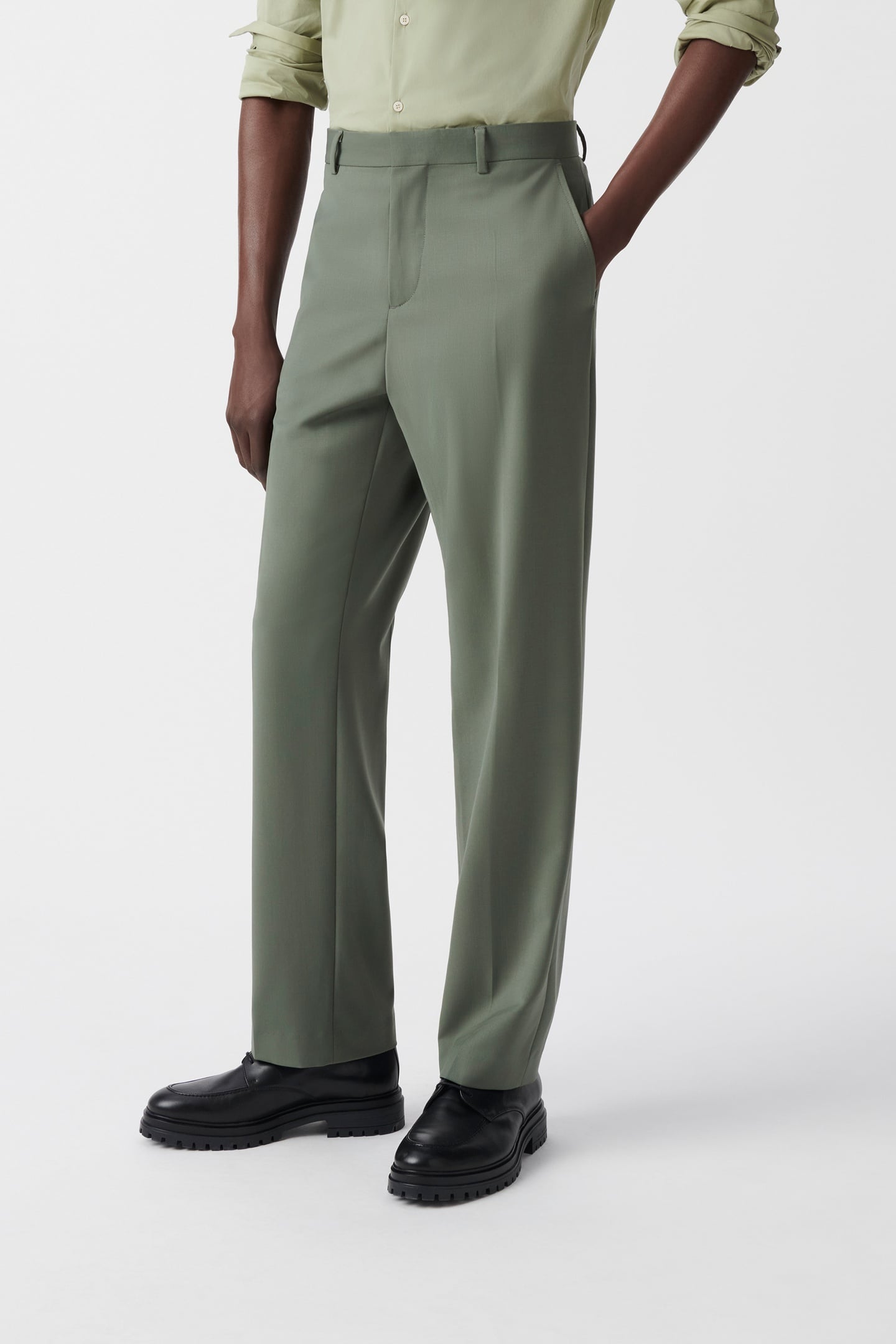 KHAKI TRAVEL SUIT SUIT TROUSERS 3